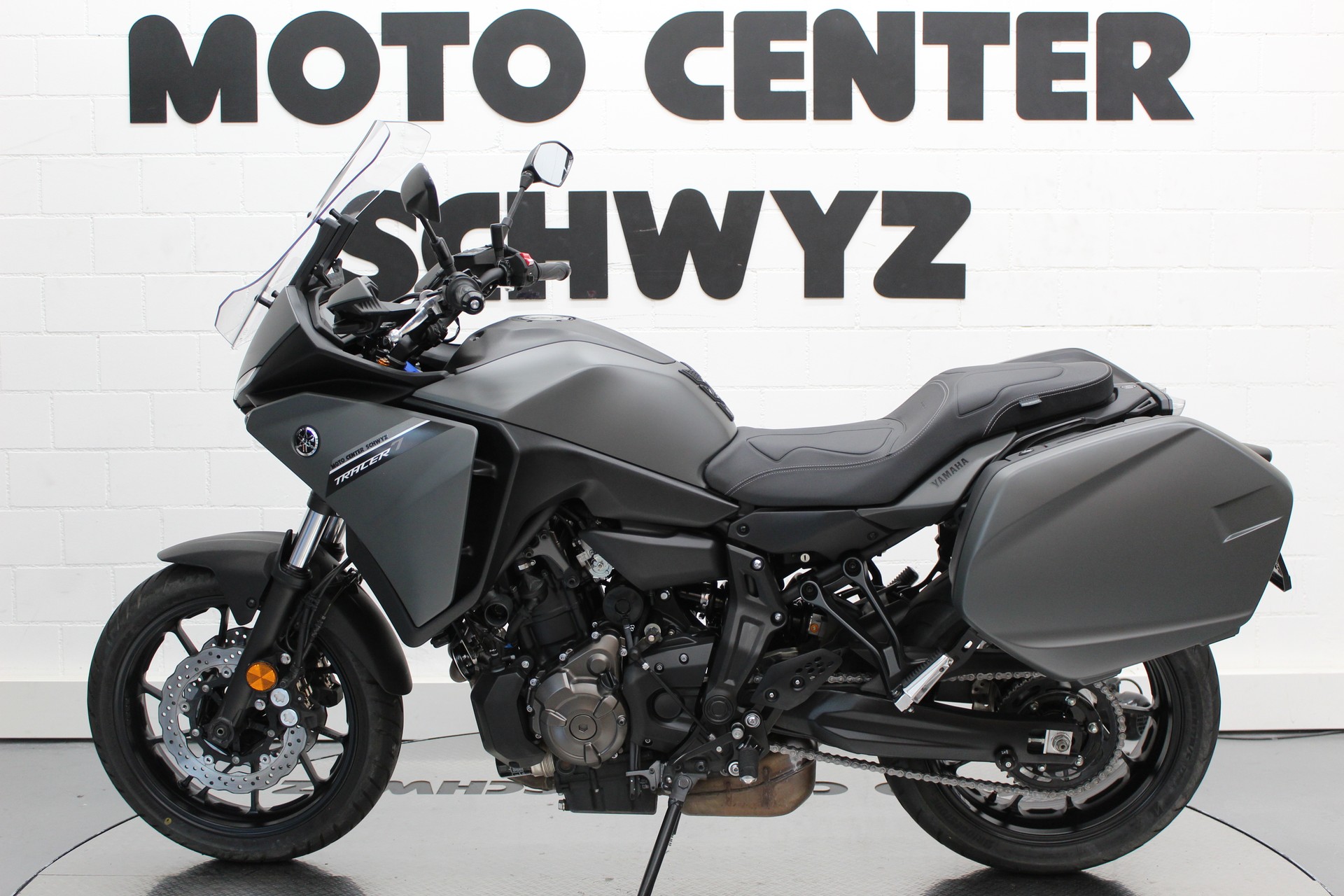 YAMAHA Tracer 7 (35kW)-showroom-element-3