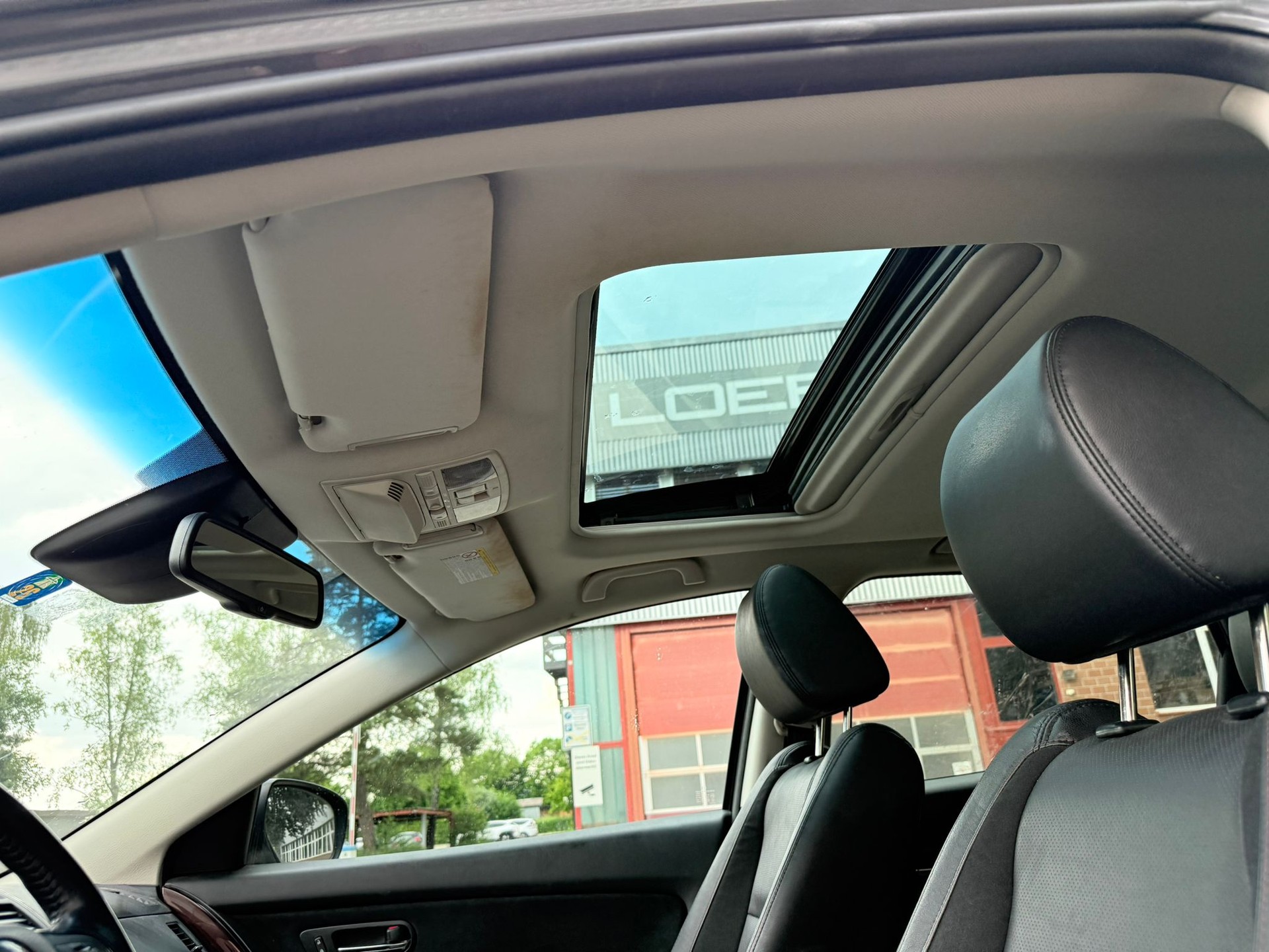 MAZDA CX-9 3.7 V6 Revolution Automatic-image-7