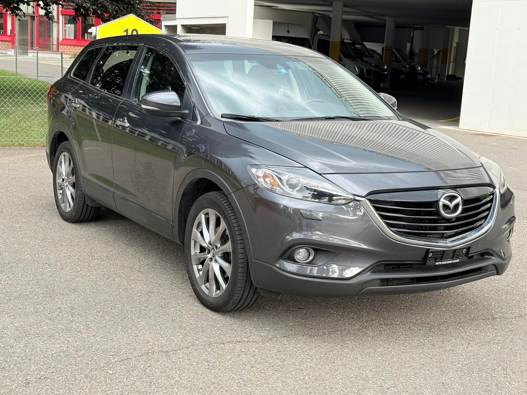 MAZDA CX-9 3.7 V6 Revolution Automatic-image-1
