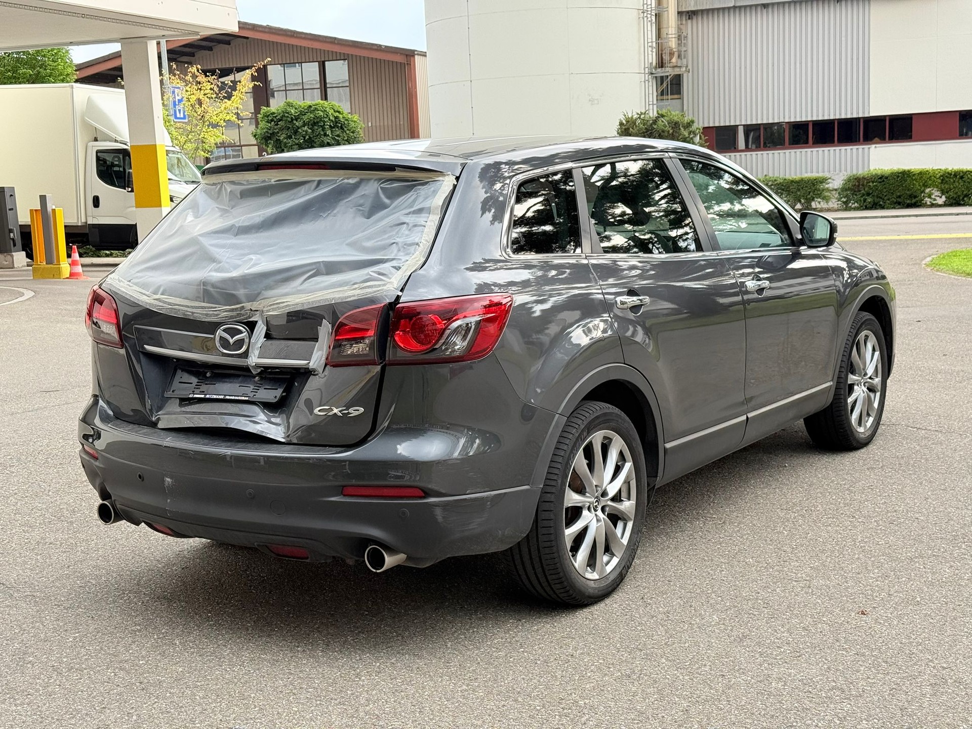MAZDA CX-9 3.7 V6 Revolution Automatic-image-3