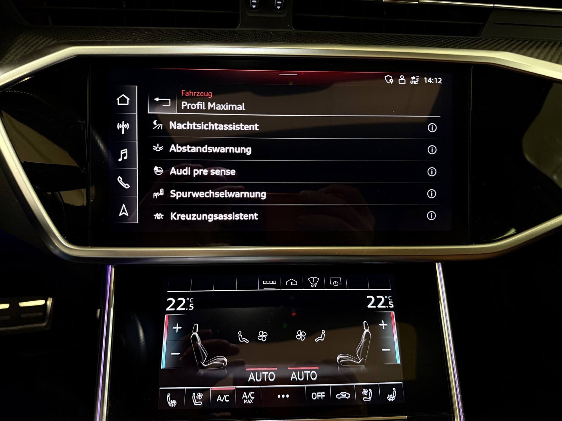 AUDI RS6 Avant 4.0 TFSI V8 quattro-image-12