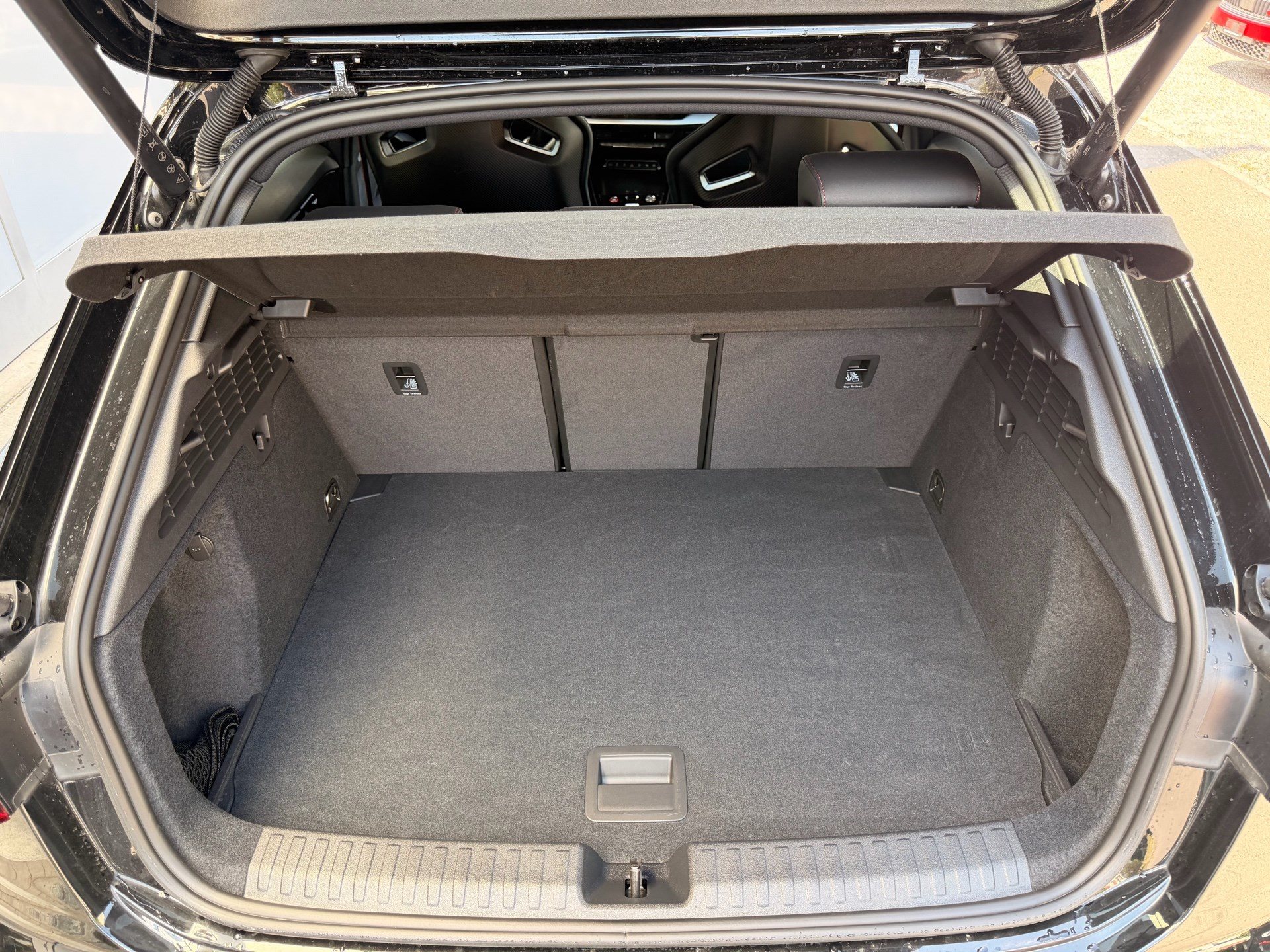 AUDI RS3 SPORTBACK 2.5 400 PS TFSI QUATTRO *** SCHALENSITZE & PANORAMAGLASDACH ***-image-28