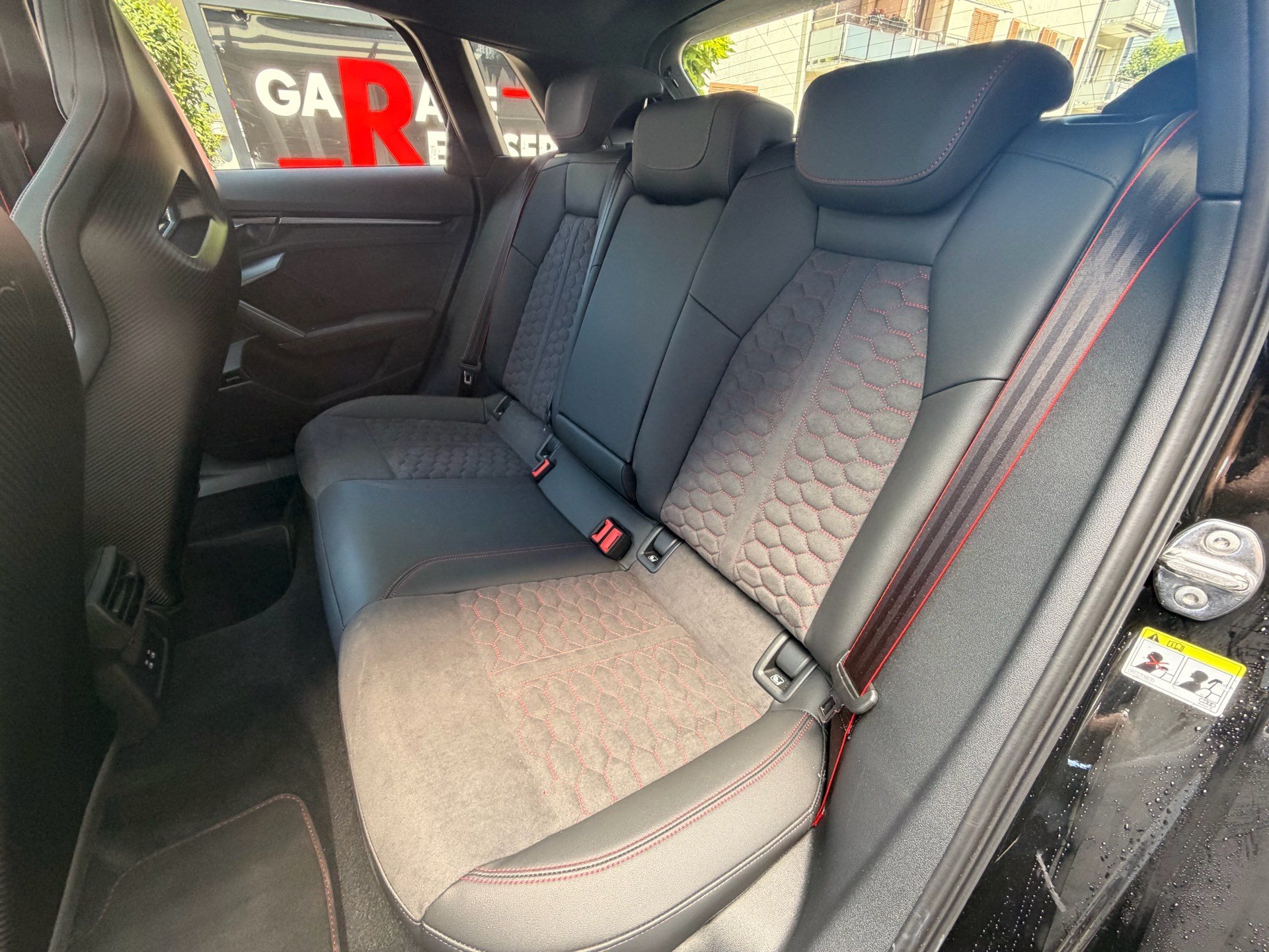 AUDI RS3 SPORTBACK 2.5 400 PS TFSI QUATTRO *** SCHALENSITZE & PANORAMAGLASDACH ***-image-27