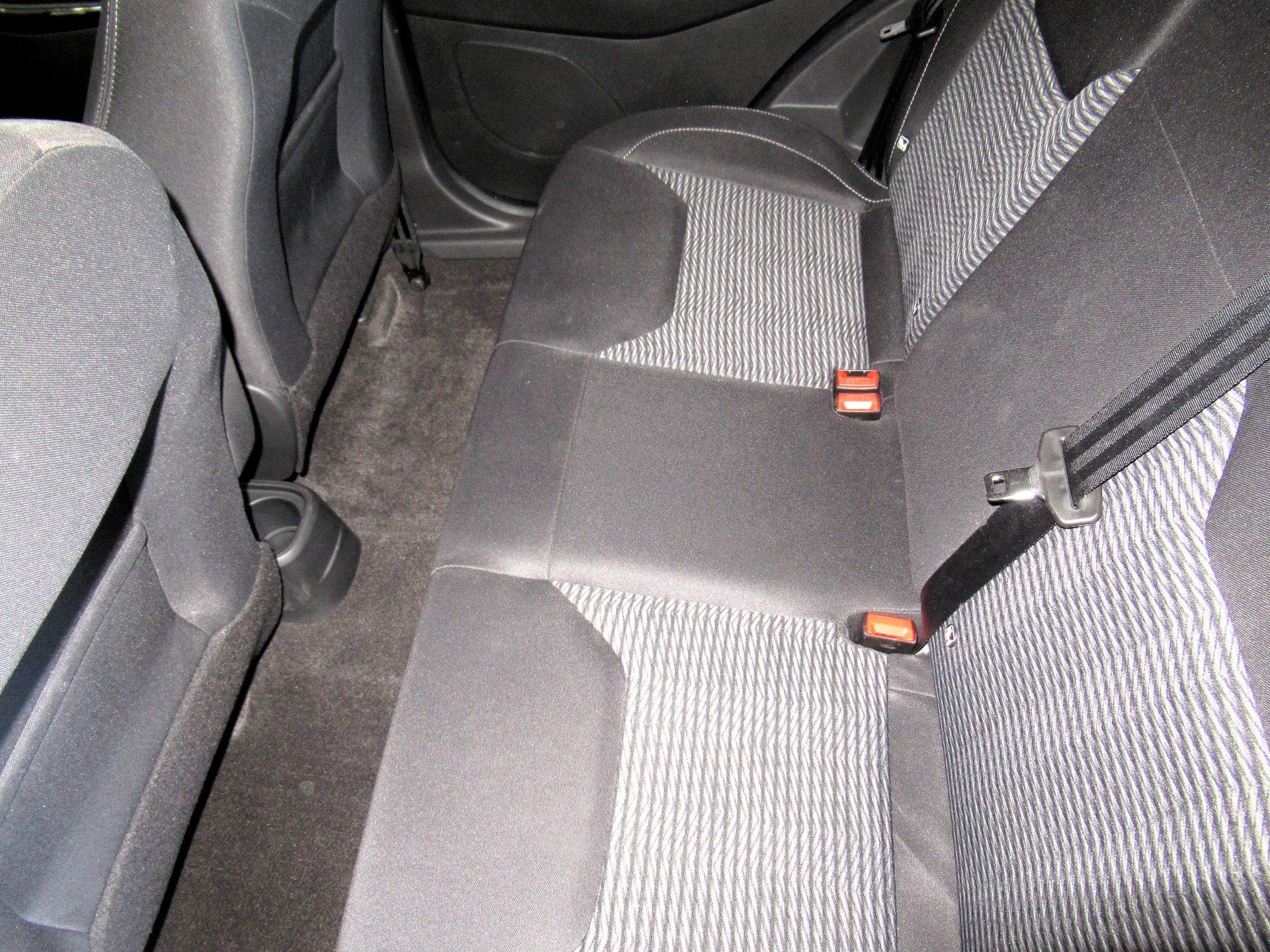FORD KA+ 1.2 Ti-VCT Cool&Sound-image-4