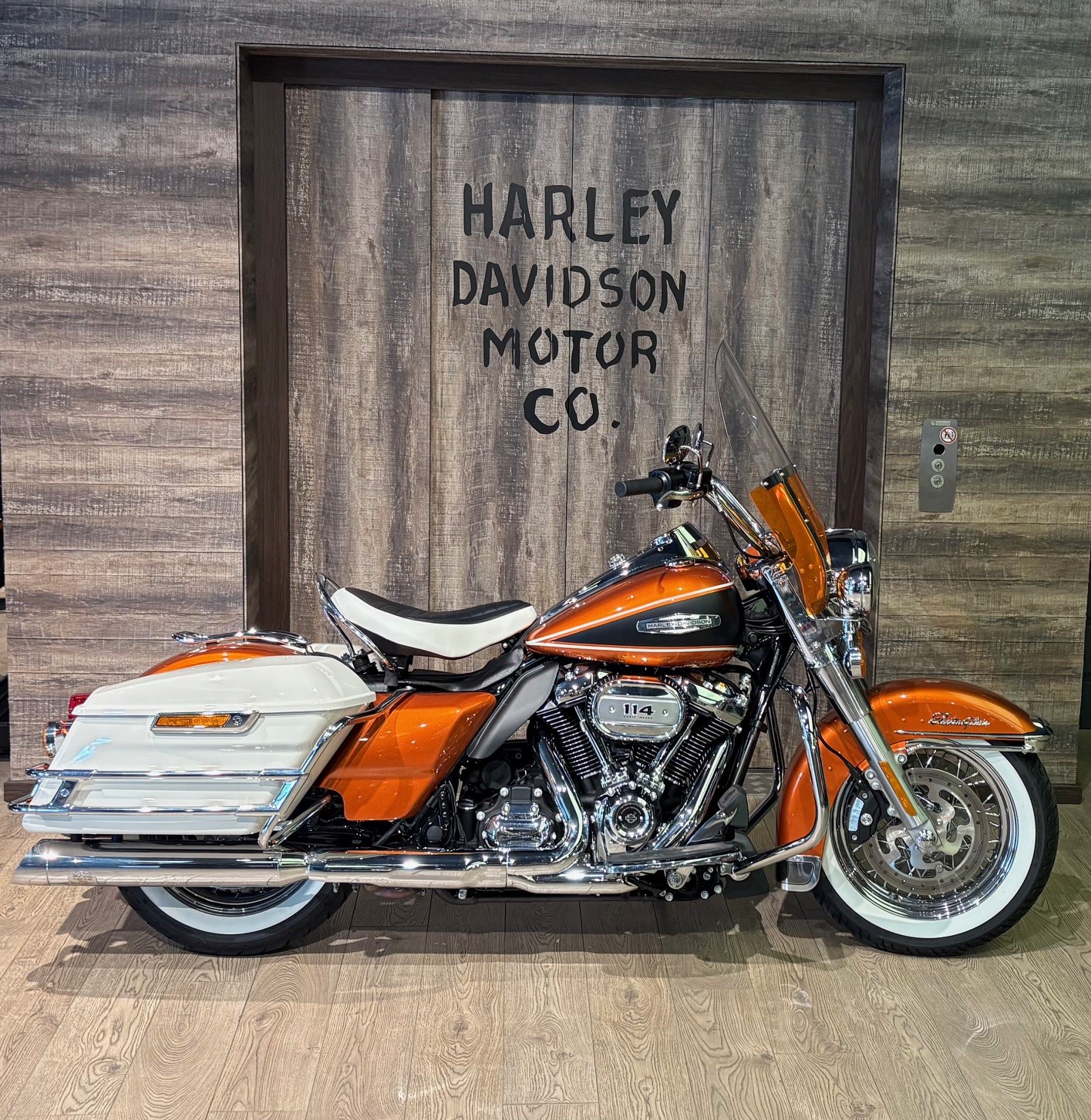 HARLEY-DAVIDSON FLHFB Electra Glide Highway Kingl 114