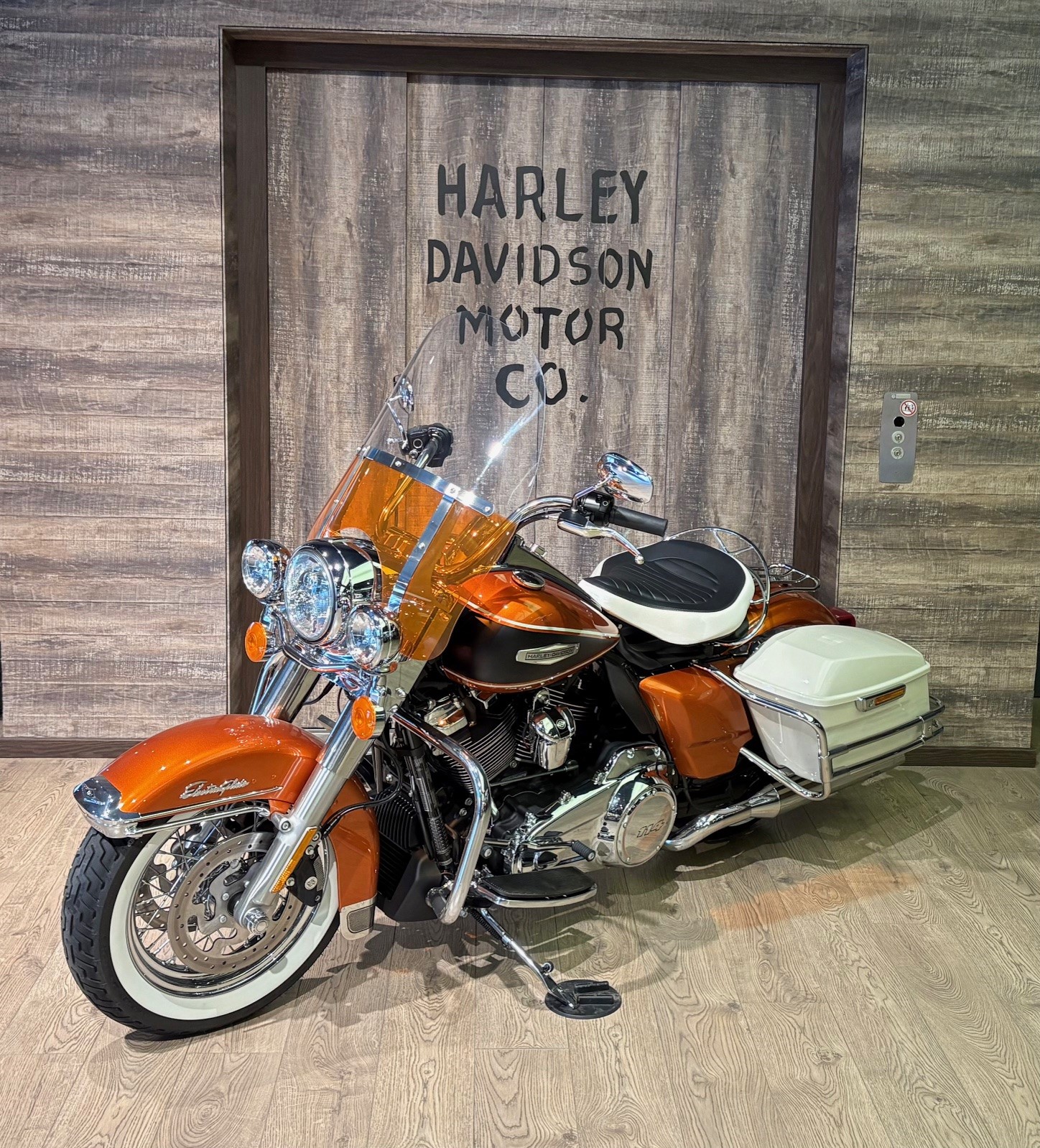 HARLEY-DAVIDSON FLHFB Electra Glide Highway Kingl 114-showroom-element-2