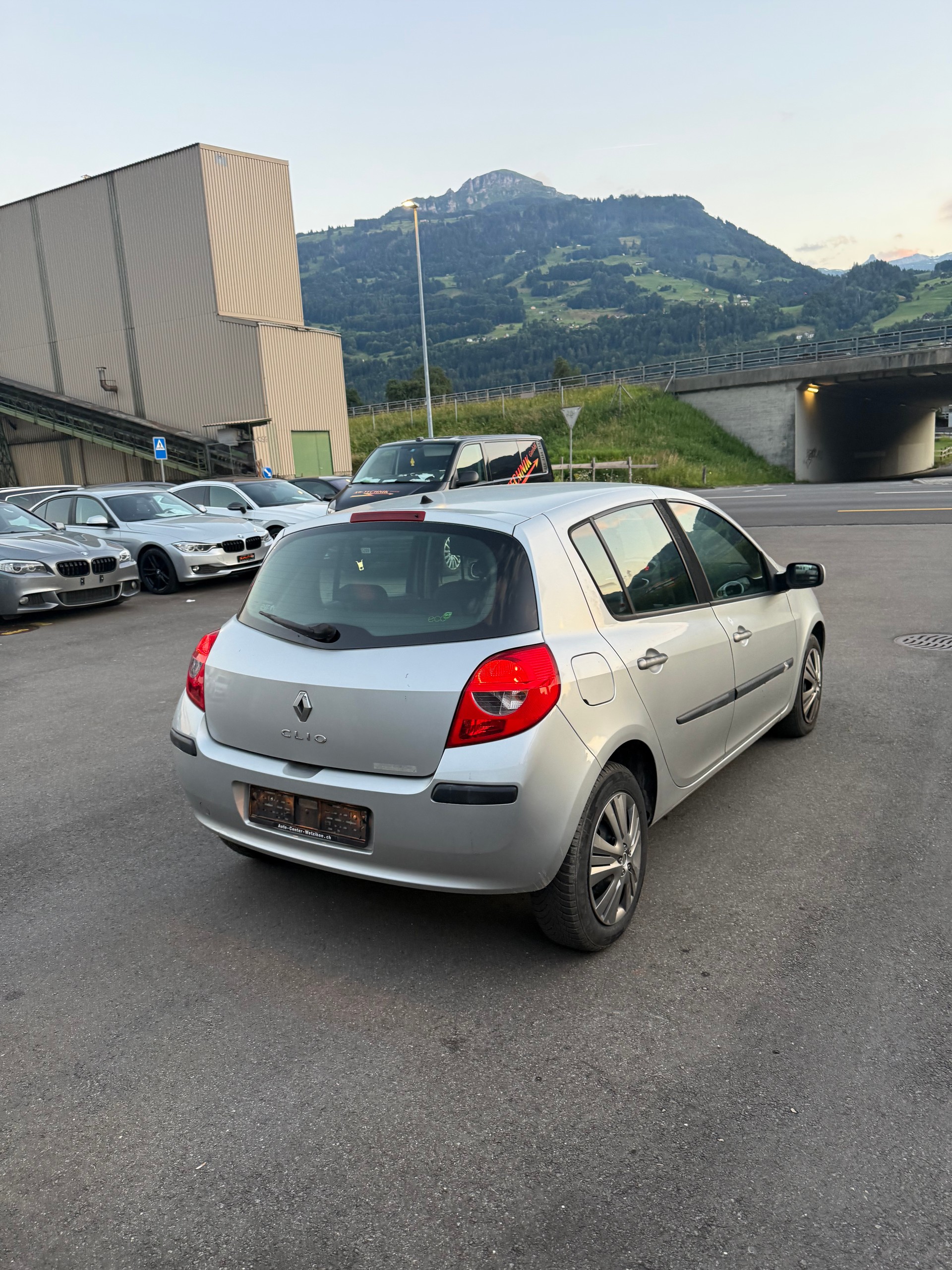 RENAULT Clio 1.2 16V Turbo Dynamique-image-16