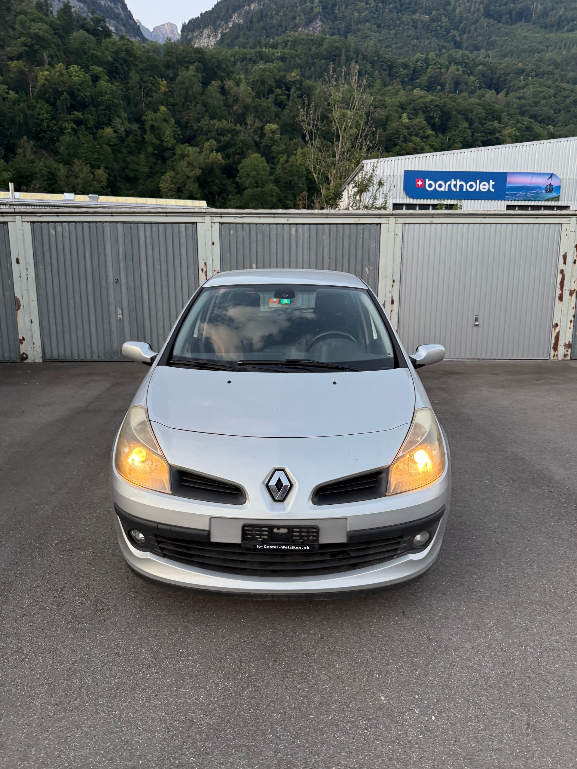 RENAULT Clio 1.2 16V Turbo Dynamique-image-3