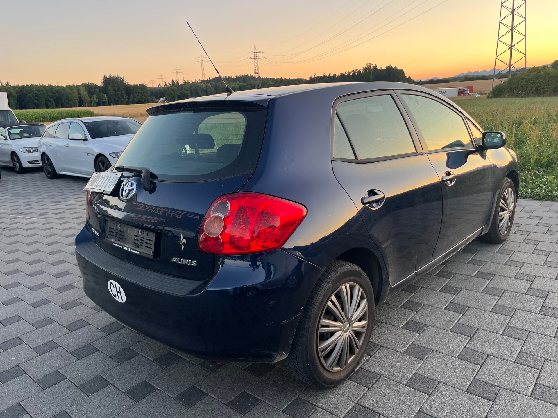 TOYOTA Auris 1.6 Linea Luna-image-6