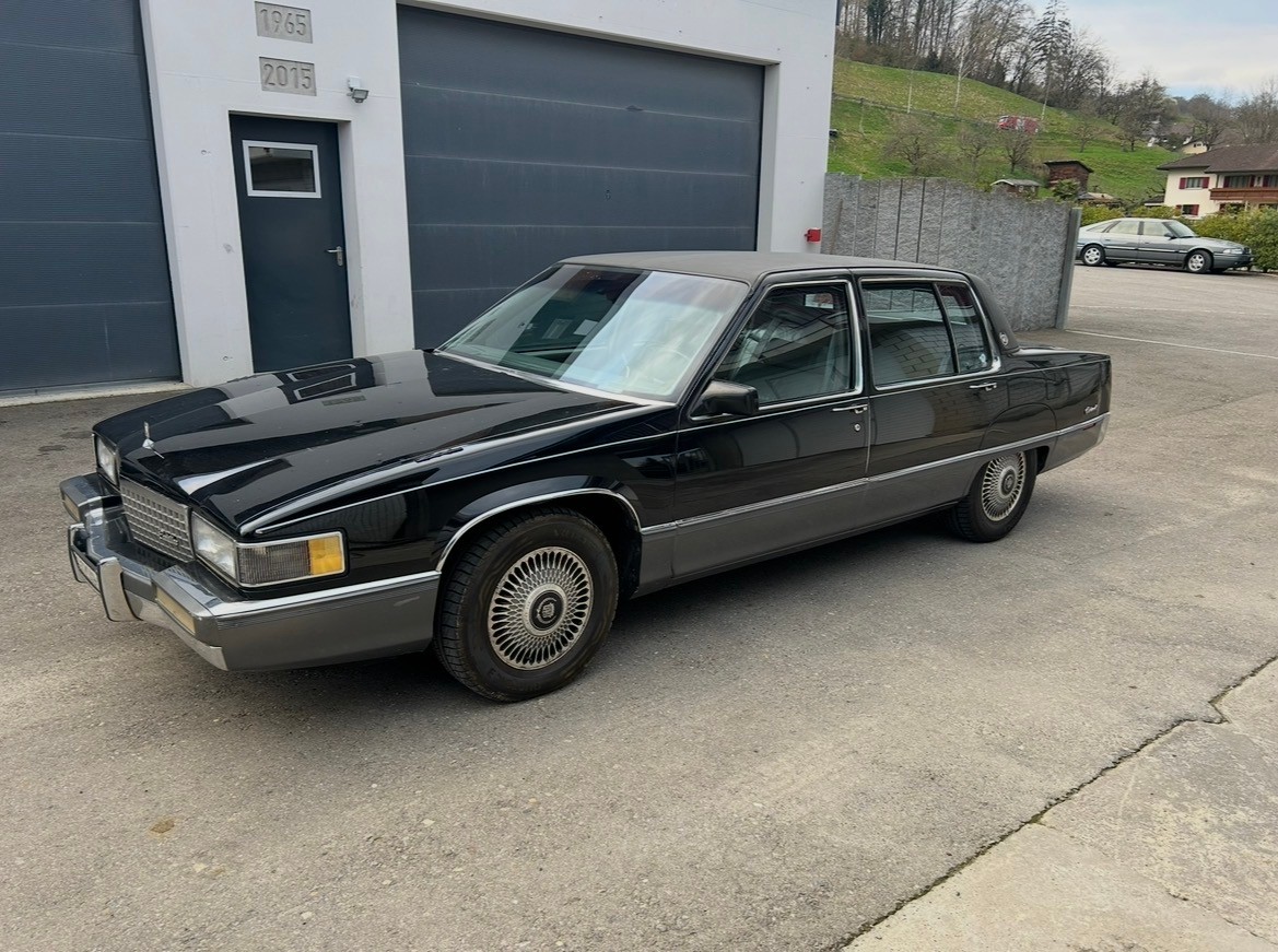 CADILLAC 4.5 Sedan-image-2