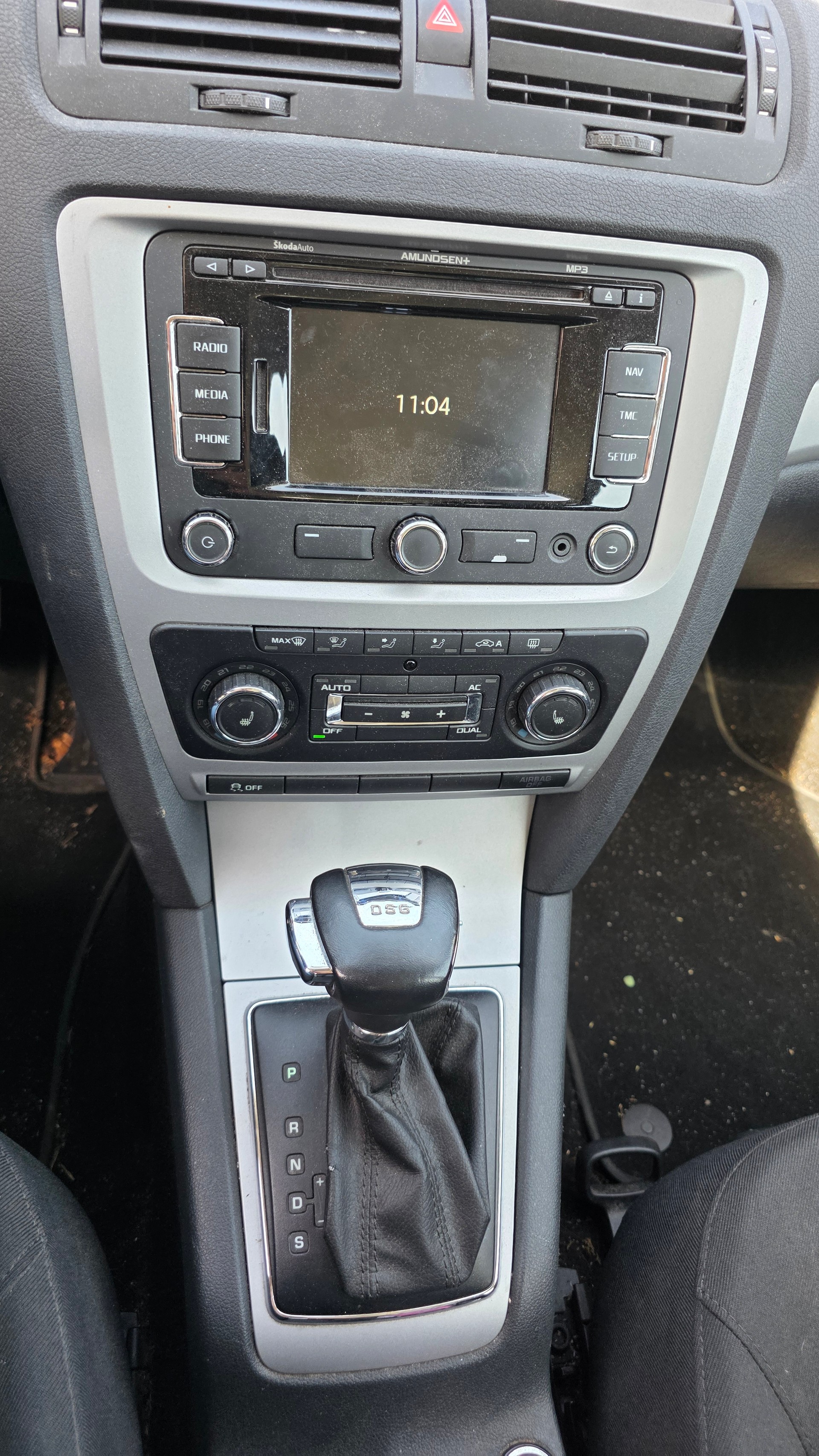 SKODA Octavia Combi 1.6 TDI Active DSG-image-7