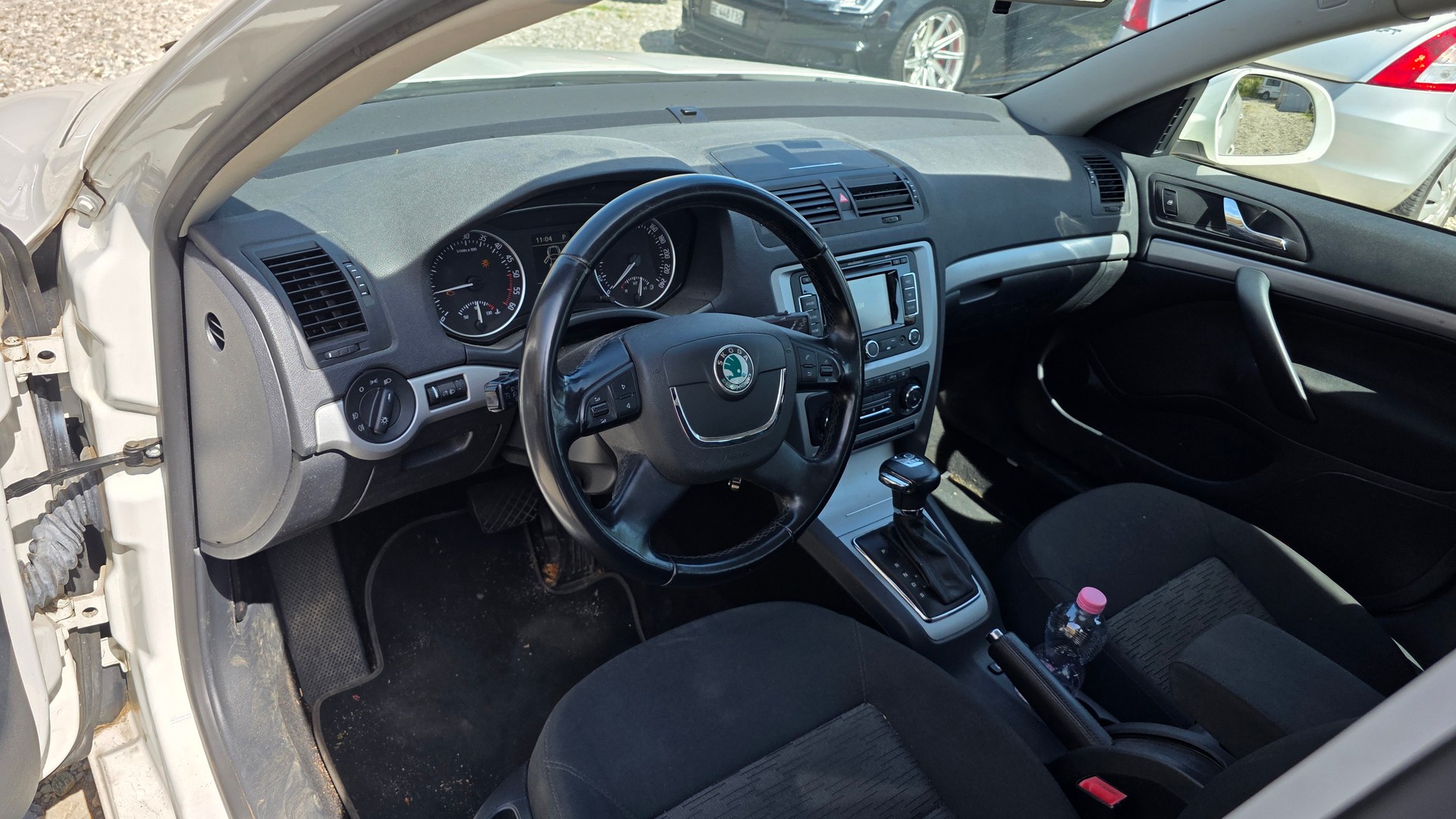 SKODA Octavia Combi 1.6 TDI Active DSG-image-4