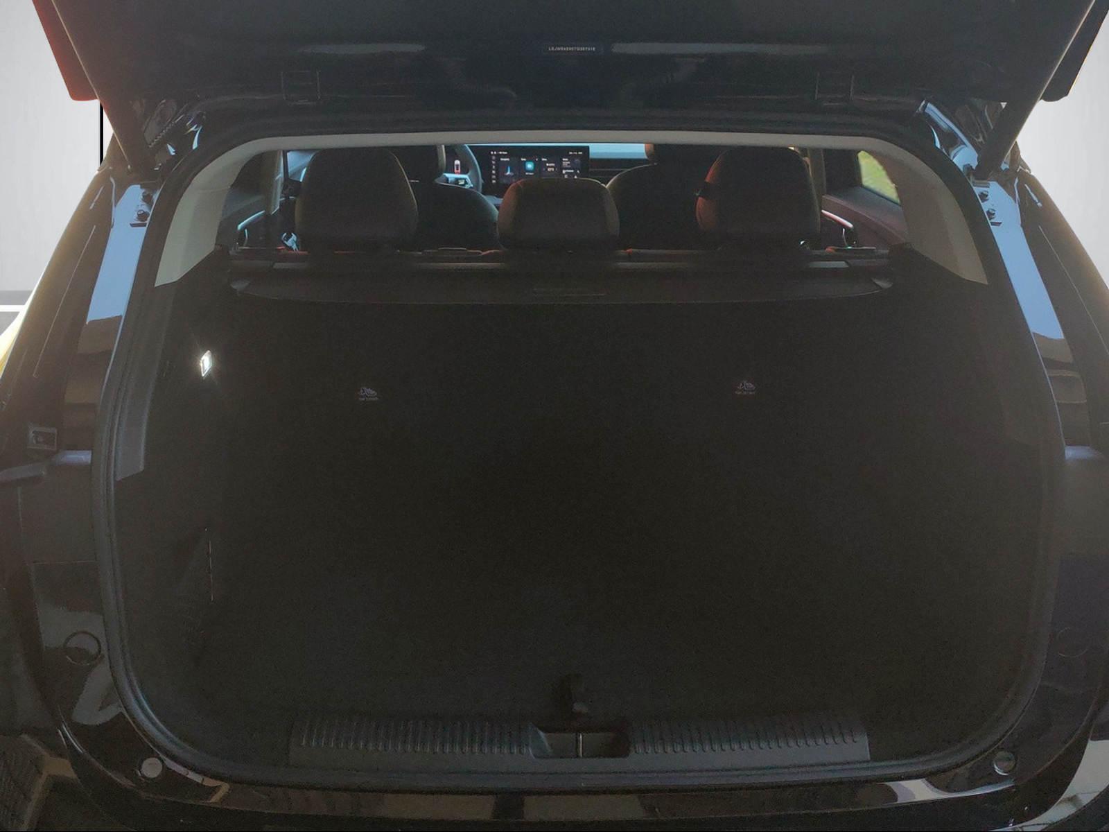MG HS 1.5 Hybrid Luxury-image-13