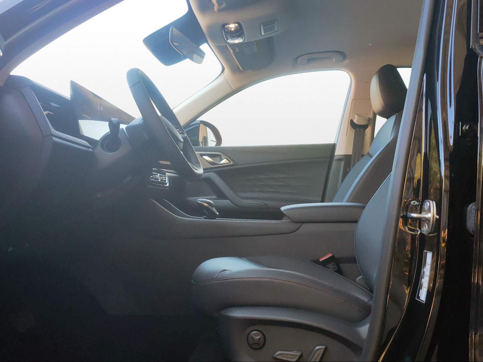 MG HS 1.5 Hybrid Luxury-image-8