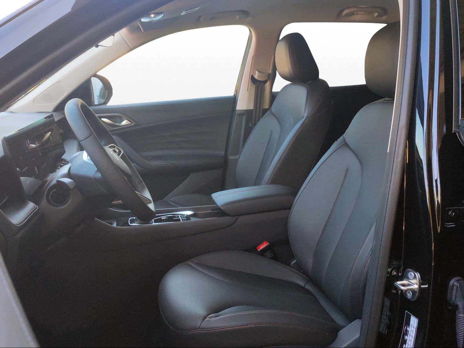 MG HS 1.5 Hybrid Luxury-image-5