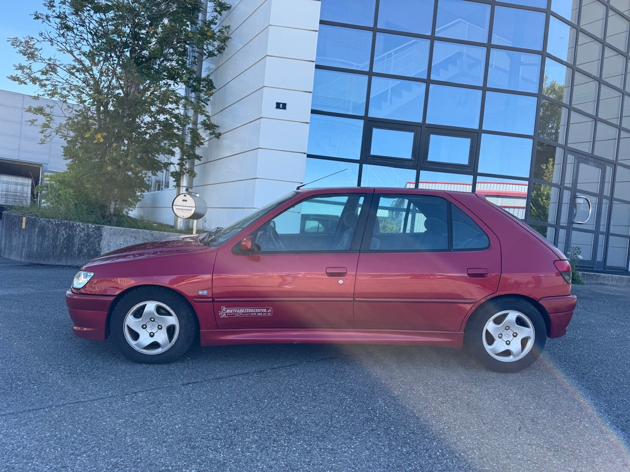 PEUGEOT 306 2.0 16V XSi Edition-image-3