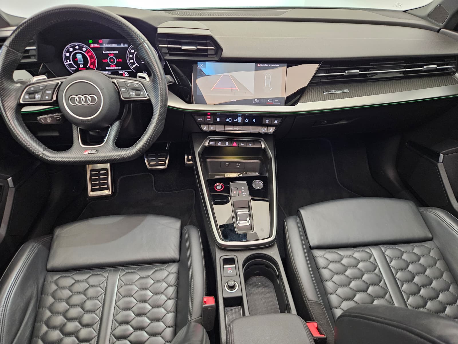 AUDI RS3 Limousine 2.5 TSI quattro S-tronic-image-9