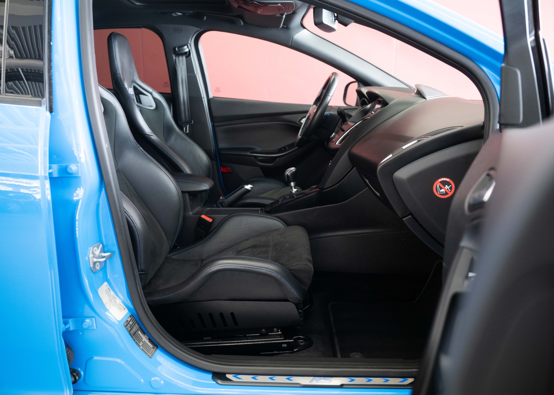 FORD Focus 2.3 EcoBoost RS AWD (2nd hand Swiss car, RS-Performance pack, sublime condition, full Ford service history)-image-22