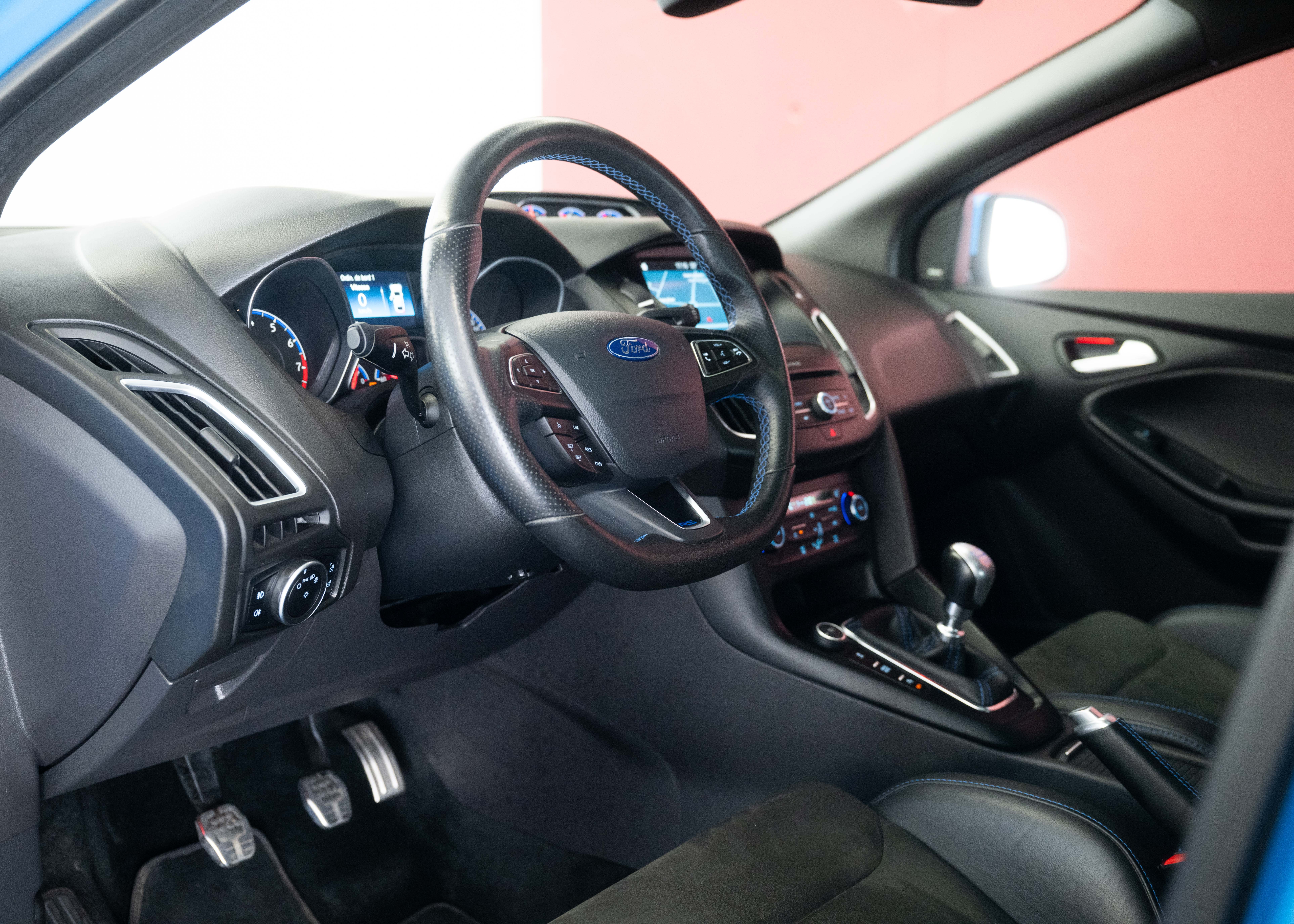 Image FORD FOCUS Focus 2.3 EcoBoost RS AWD (2nd hand Swiss car, RS-Performance pack, sublime condition, full Ford service history)