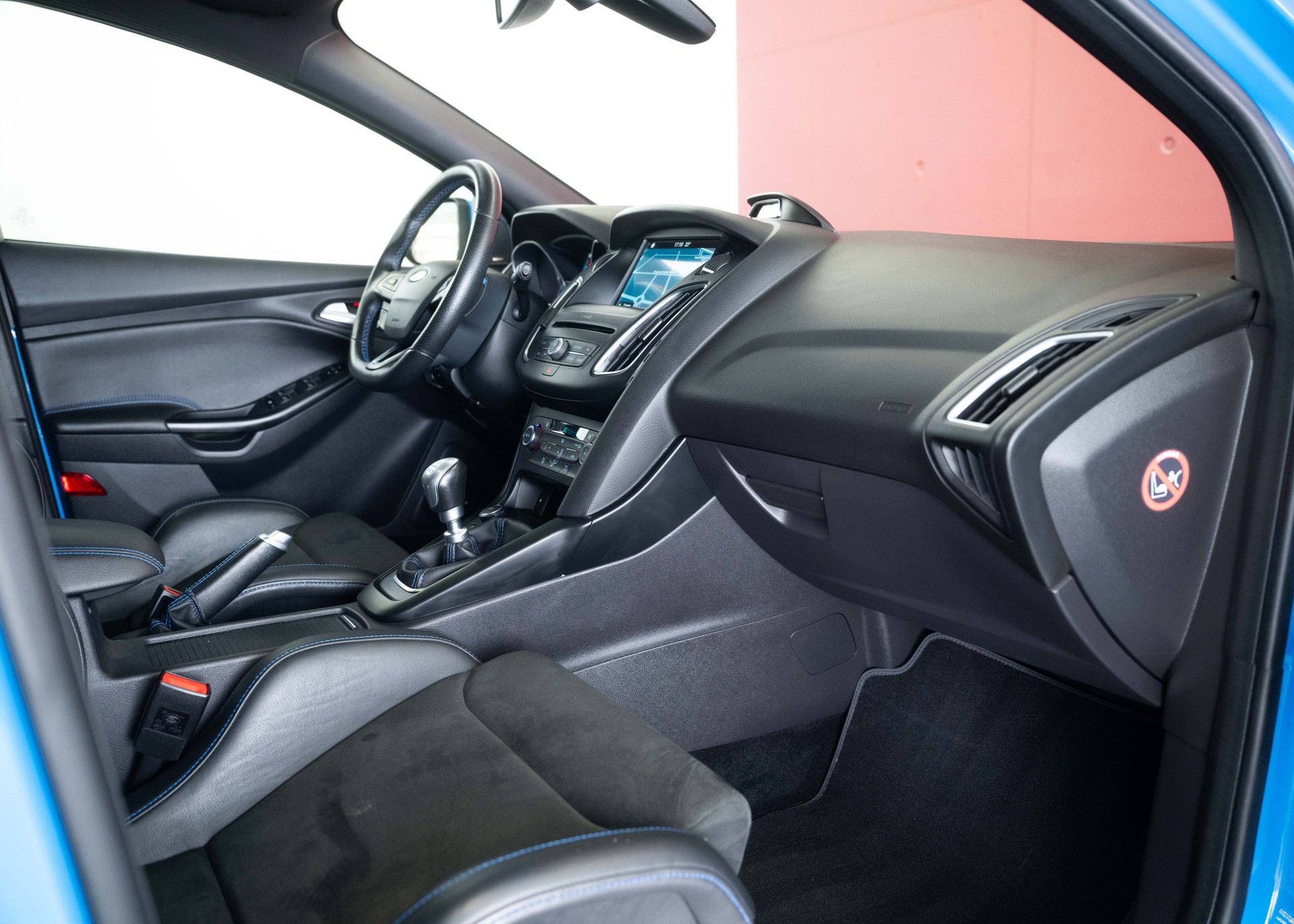 FORD Focus 2.3 EcoBoost RS AWD (2nd hand Swiss car, RS-Performance pack, sublime condition, full Ford service history)-image-18