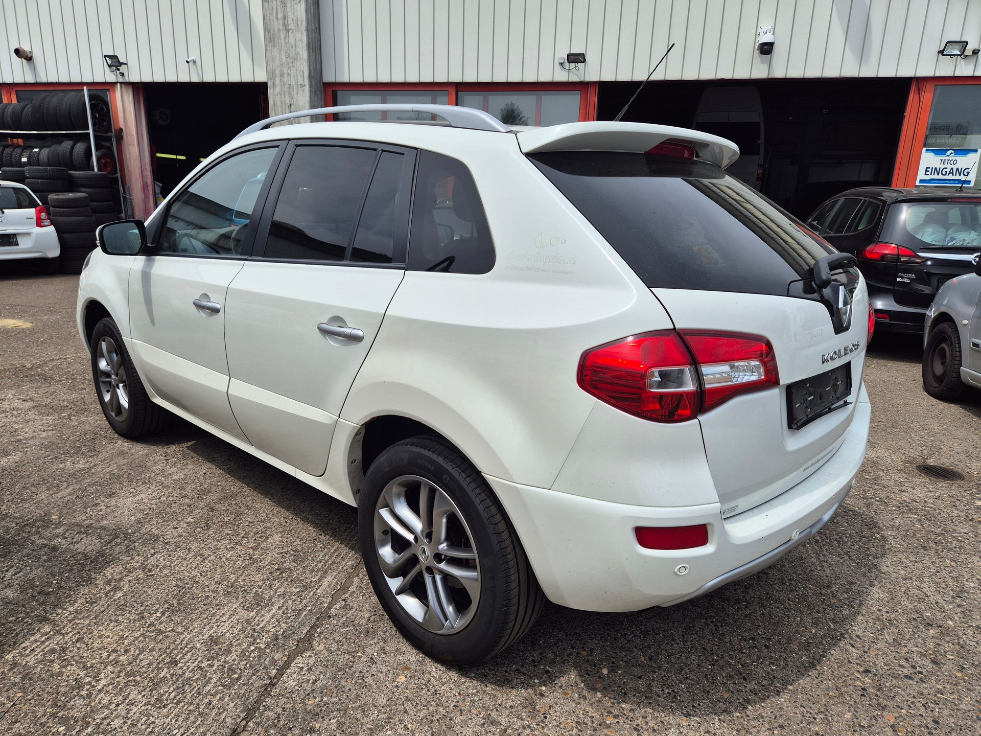 RENAULT Koleos 2.5 Expression 4x4-image-4