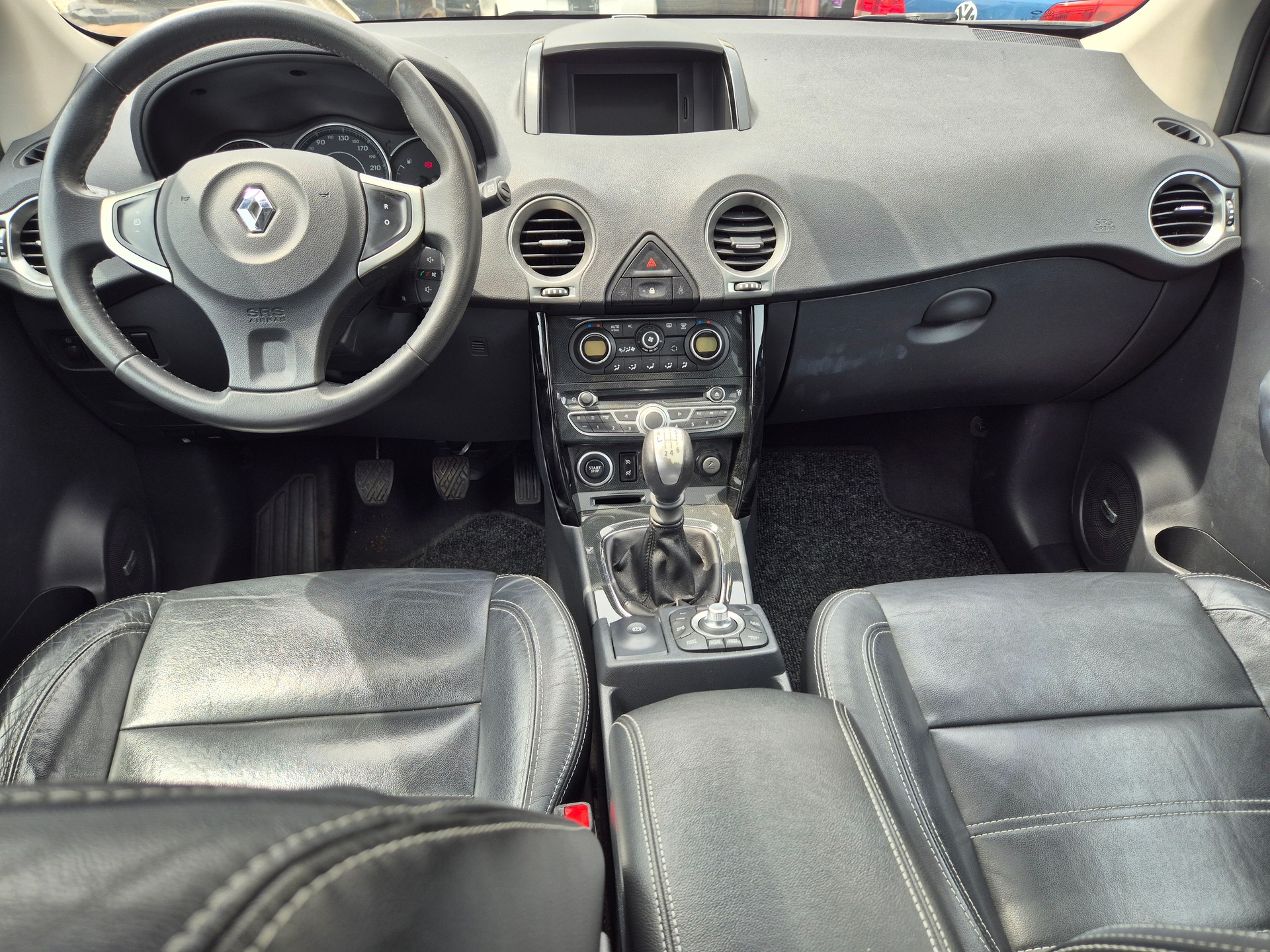RENAULT Koleos 2.5 Expression 4x4-image-7