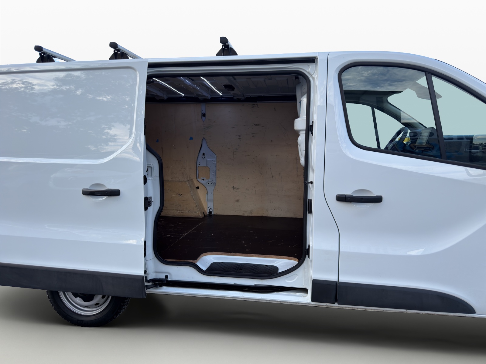 RENAULT Trafic 2.0 Blue dCi 130 Advance L1H1-image-14