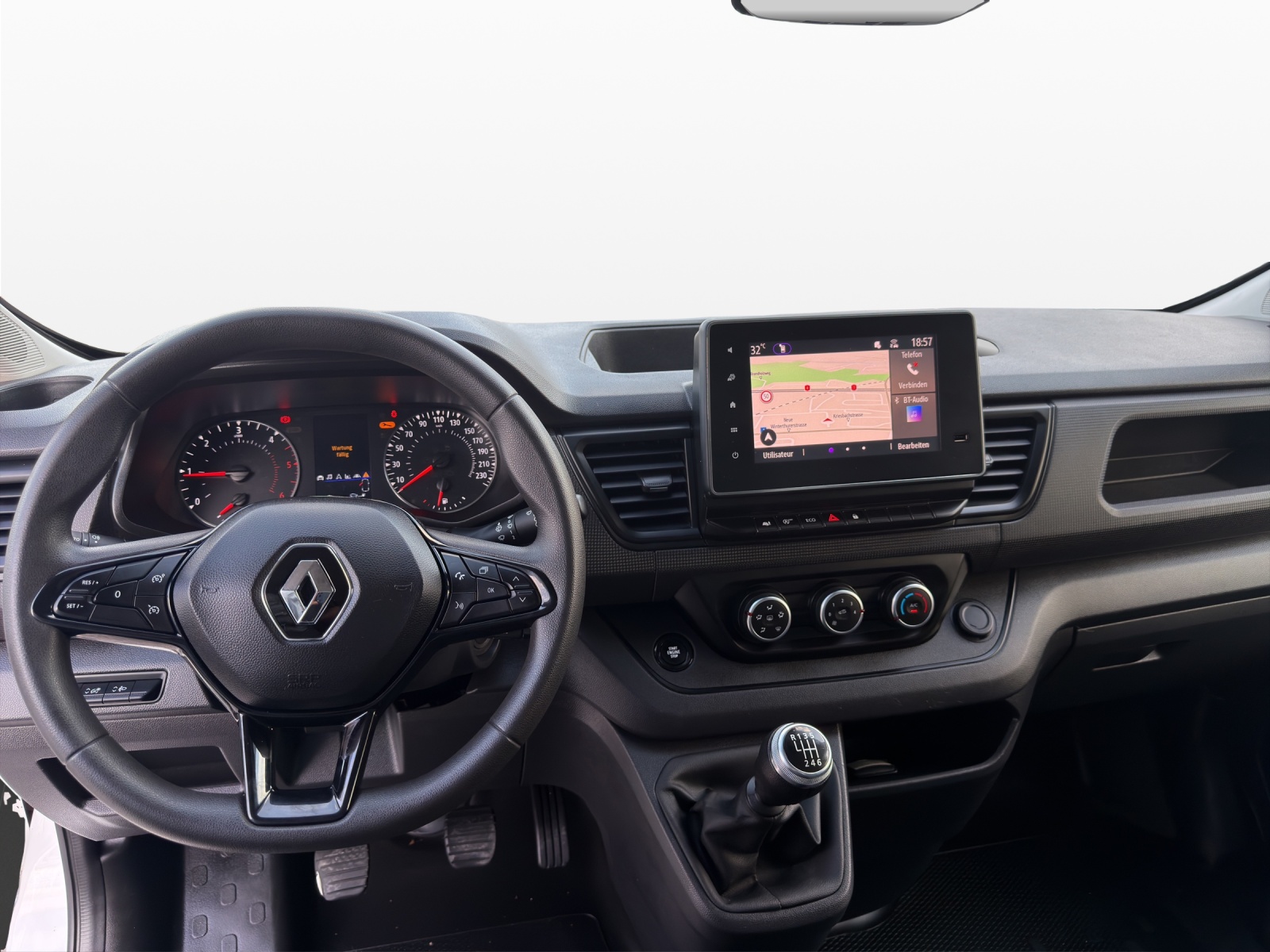RENAULT Trafic 2.0 Blue dCi 130 Advance L1H1-image-8