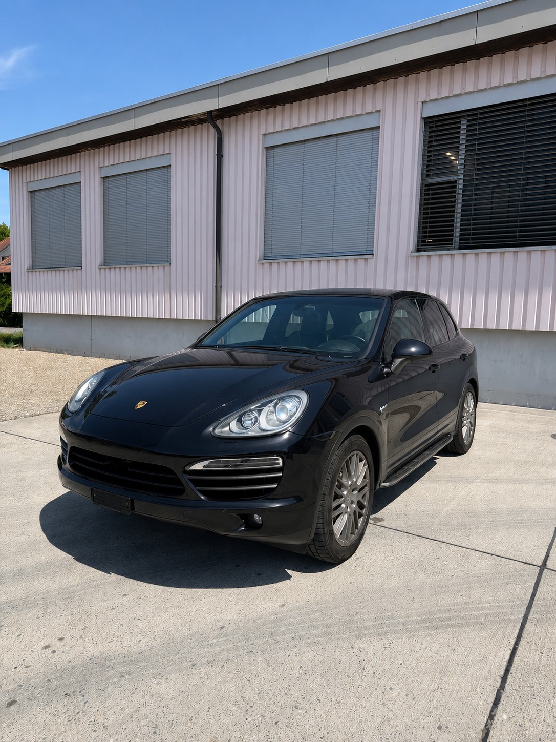 PORSCHE 3.0 V6 S Hybrid-image-1