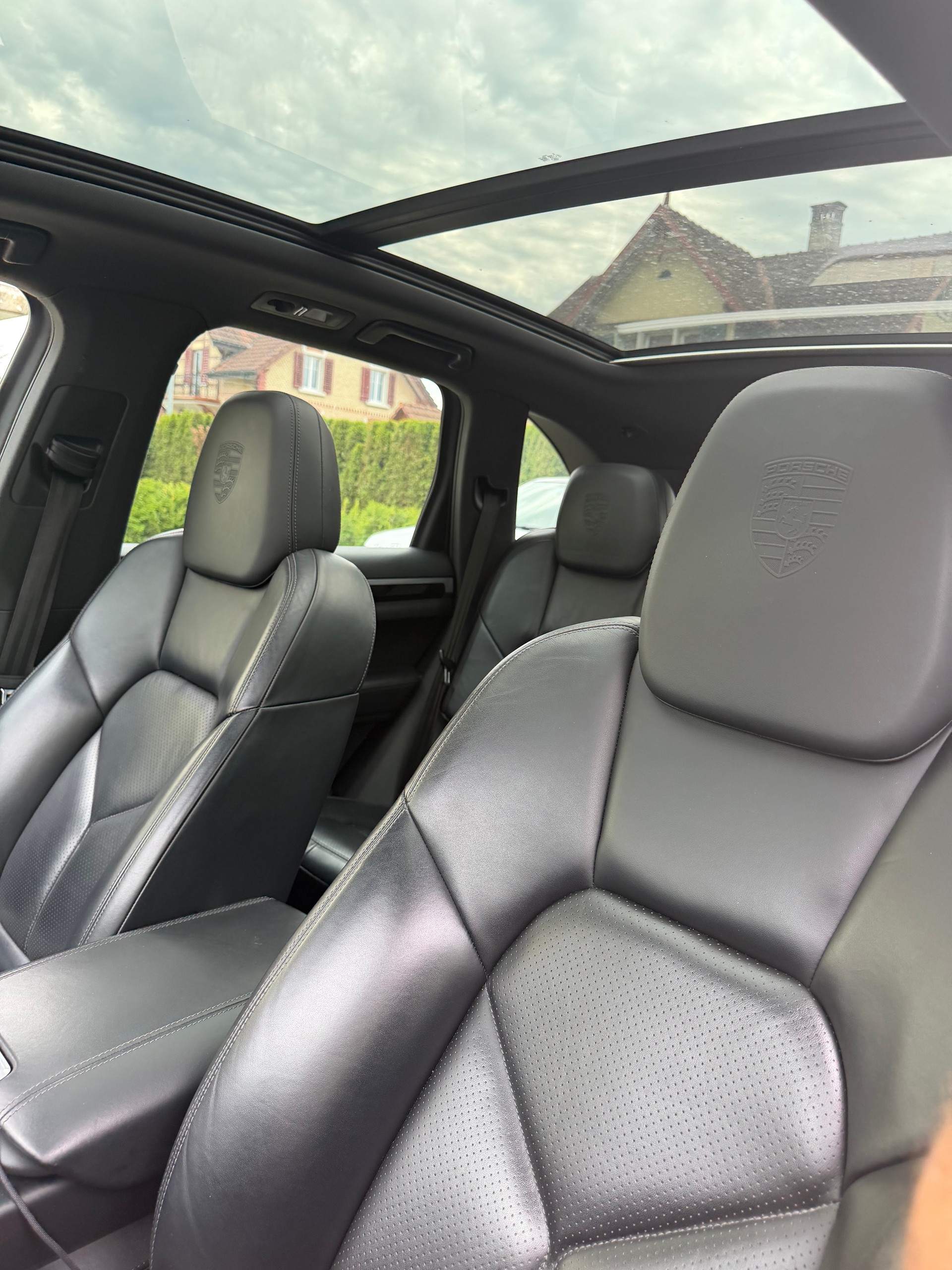 PORSCHE 3.0 V6 S Hybrid-image-5