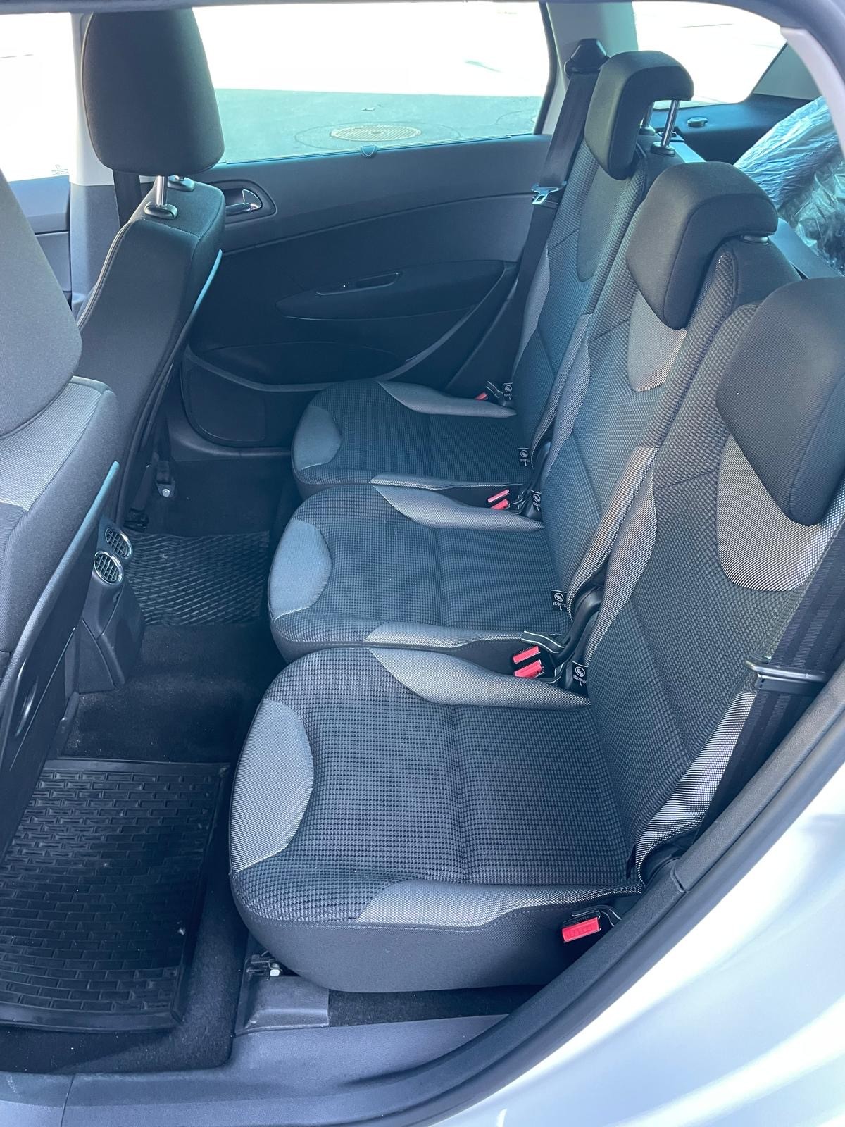 PEUGEOT 308 SW 1.6 HDI Business EGS6-image-5