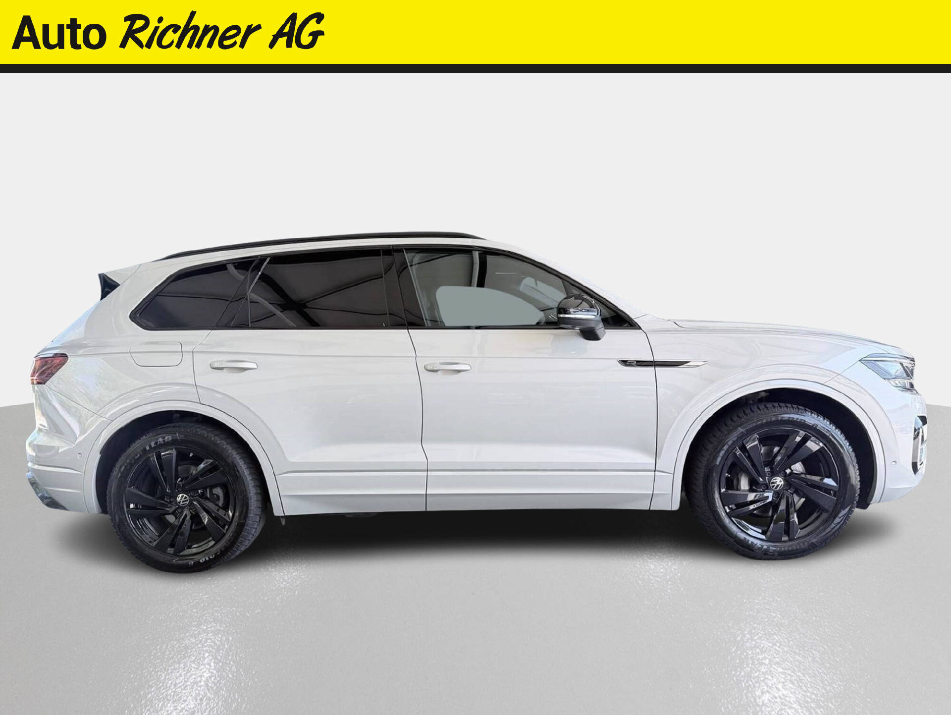 VW Touareg 3.0 V6 TDI 286 R-Line-showroom-element-2