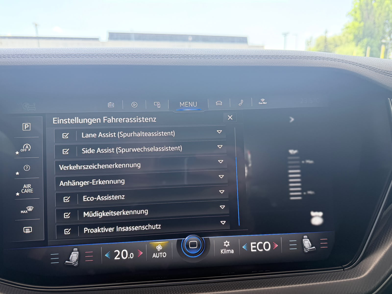 VW Touareg 3.0 V6 TDI 286 R-Line-image-15