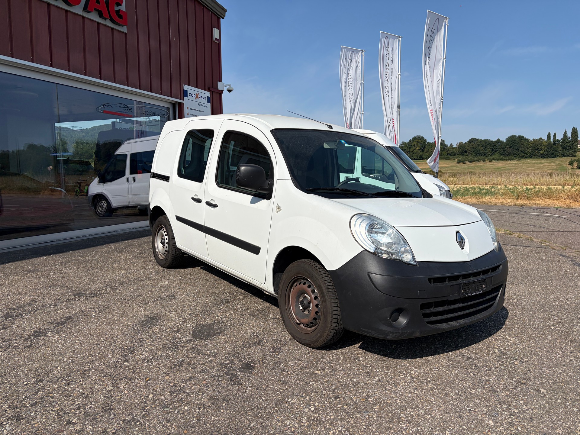 RENAULT Kangoo 1.6 90-showroom-element-1