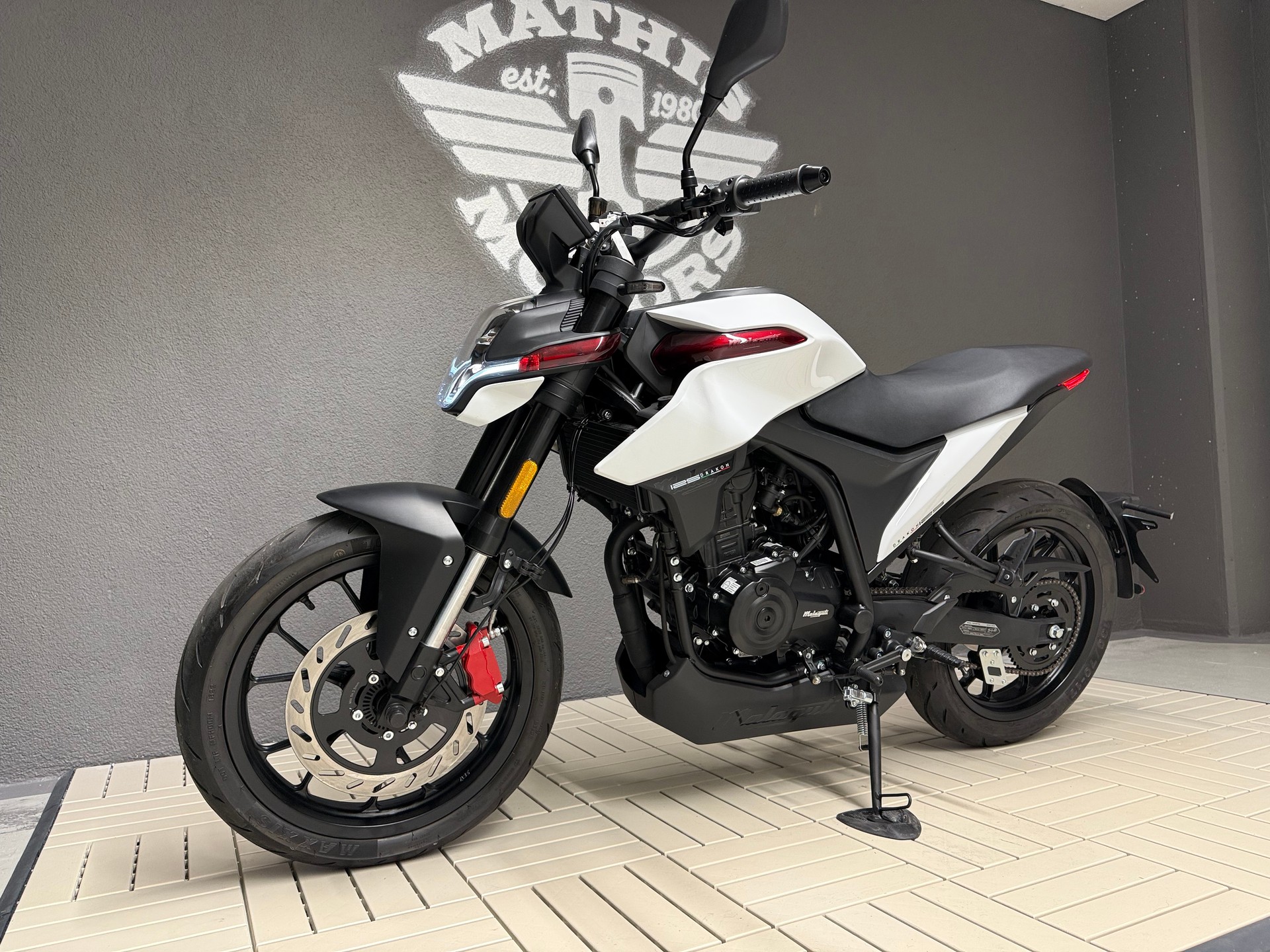 MALAGUTI Drakon 125 ABS-image-2