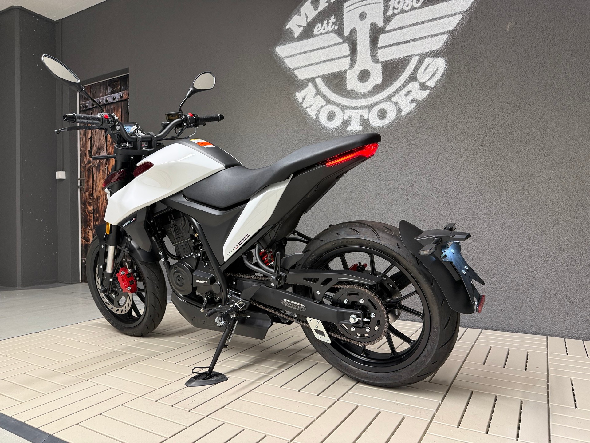 MALAGUTI Drakon 125 ABS-image-3