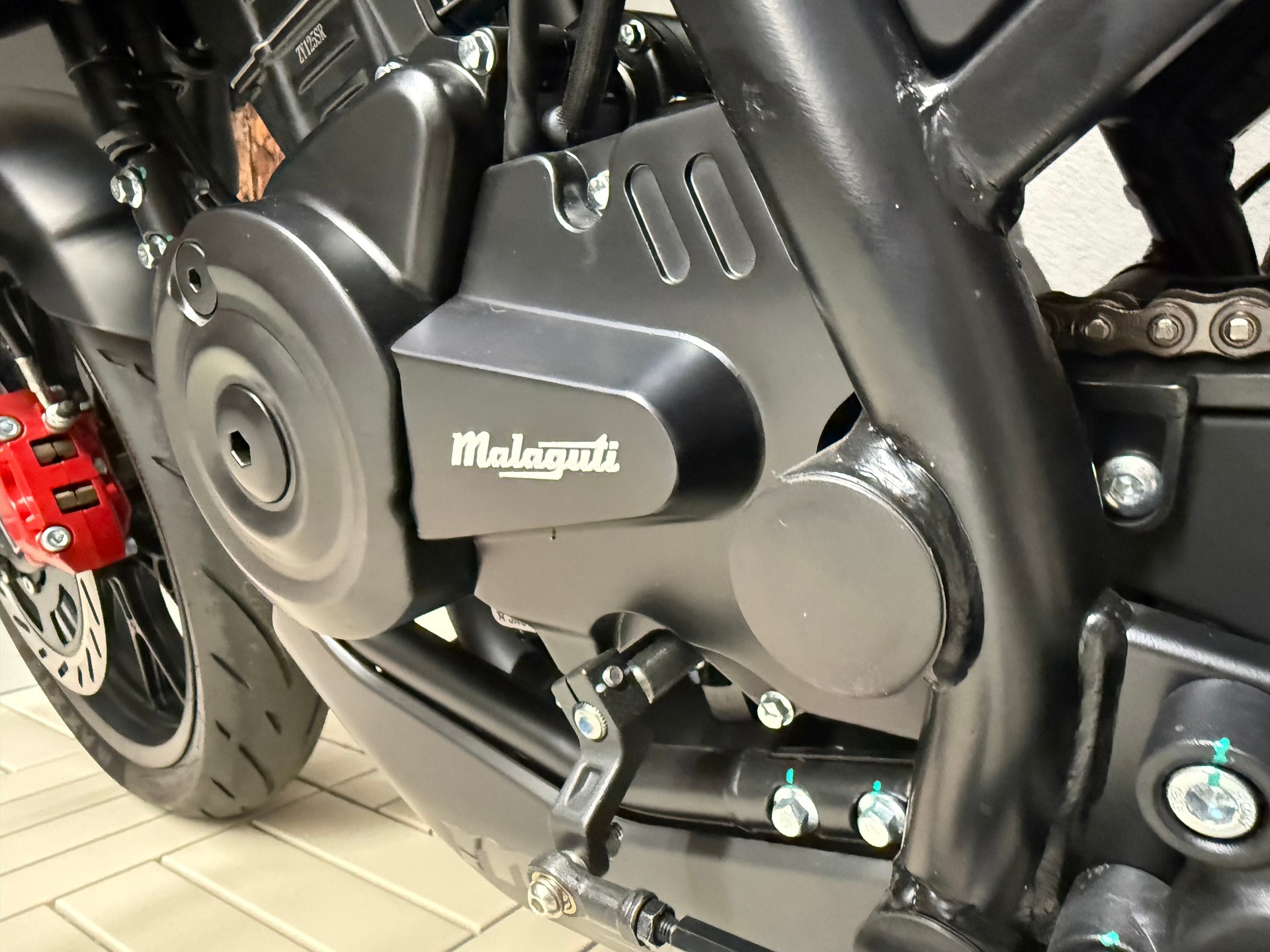 MALAGUTI Drakon 125 ABS-image-9
