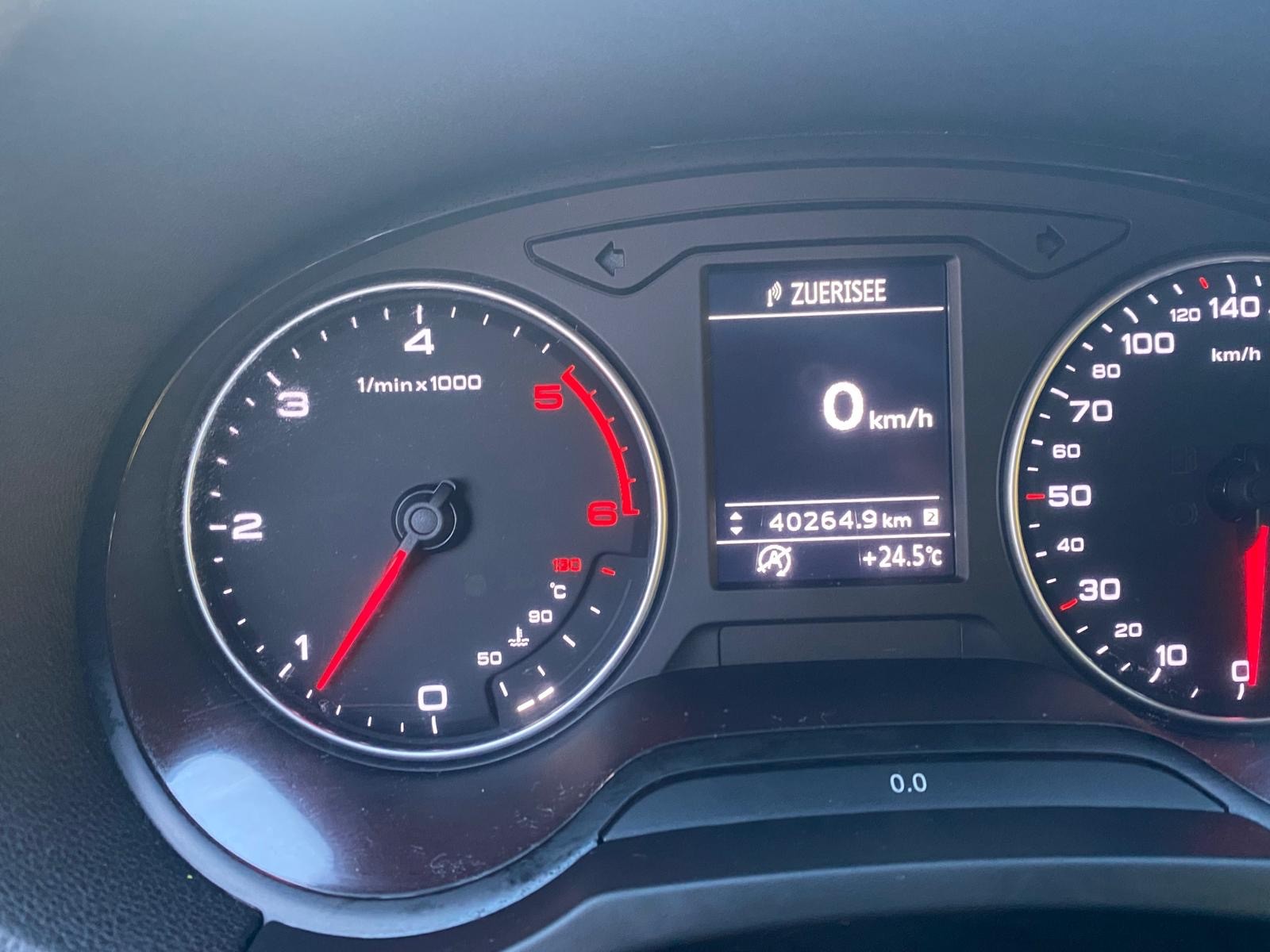 AUDI A3 2.0 TDI Attraction-image-7