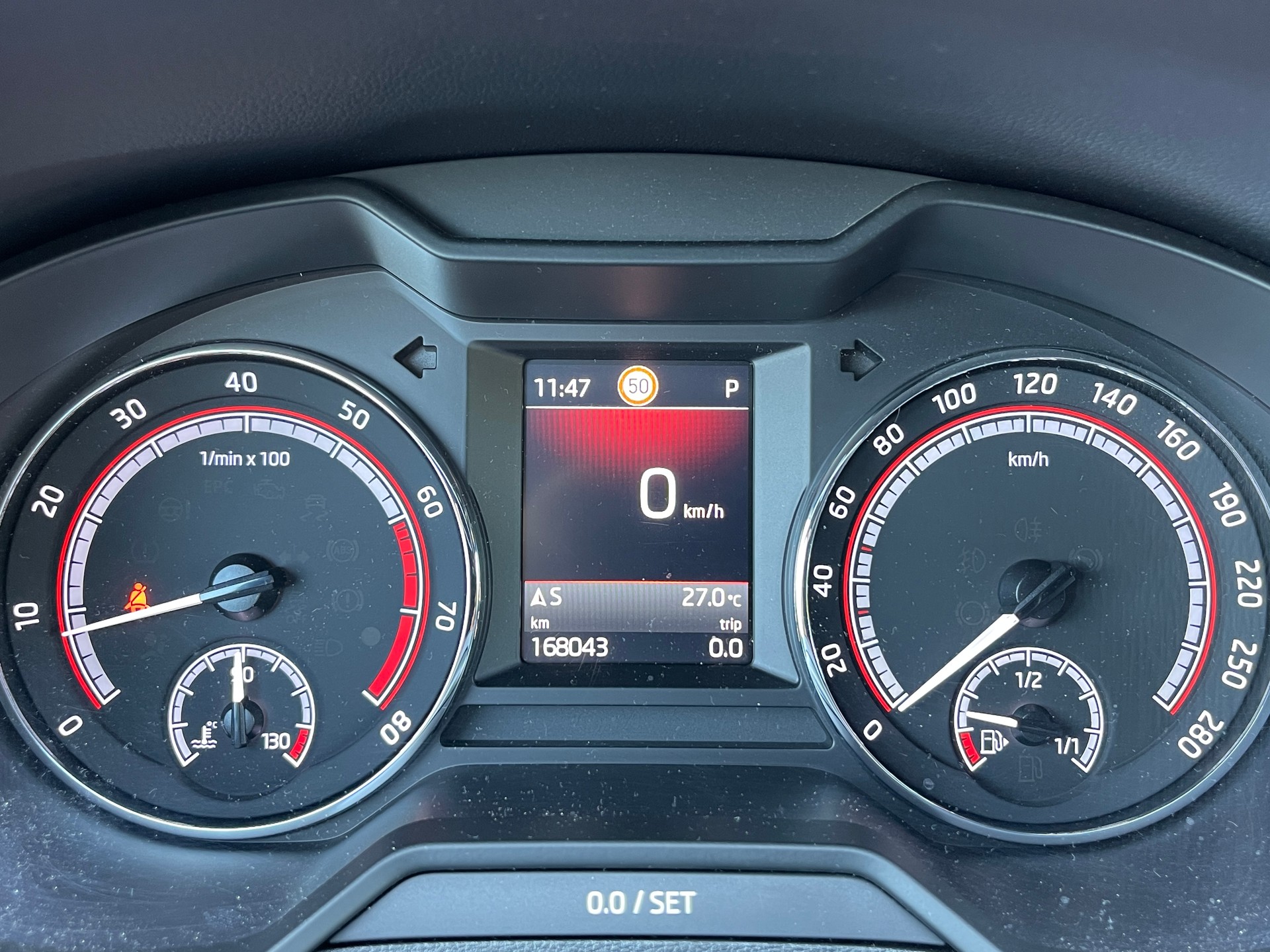 SKODA Octavia Combi 2.0 TSI RS 245 DSG-image-25