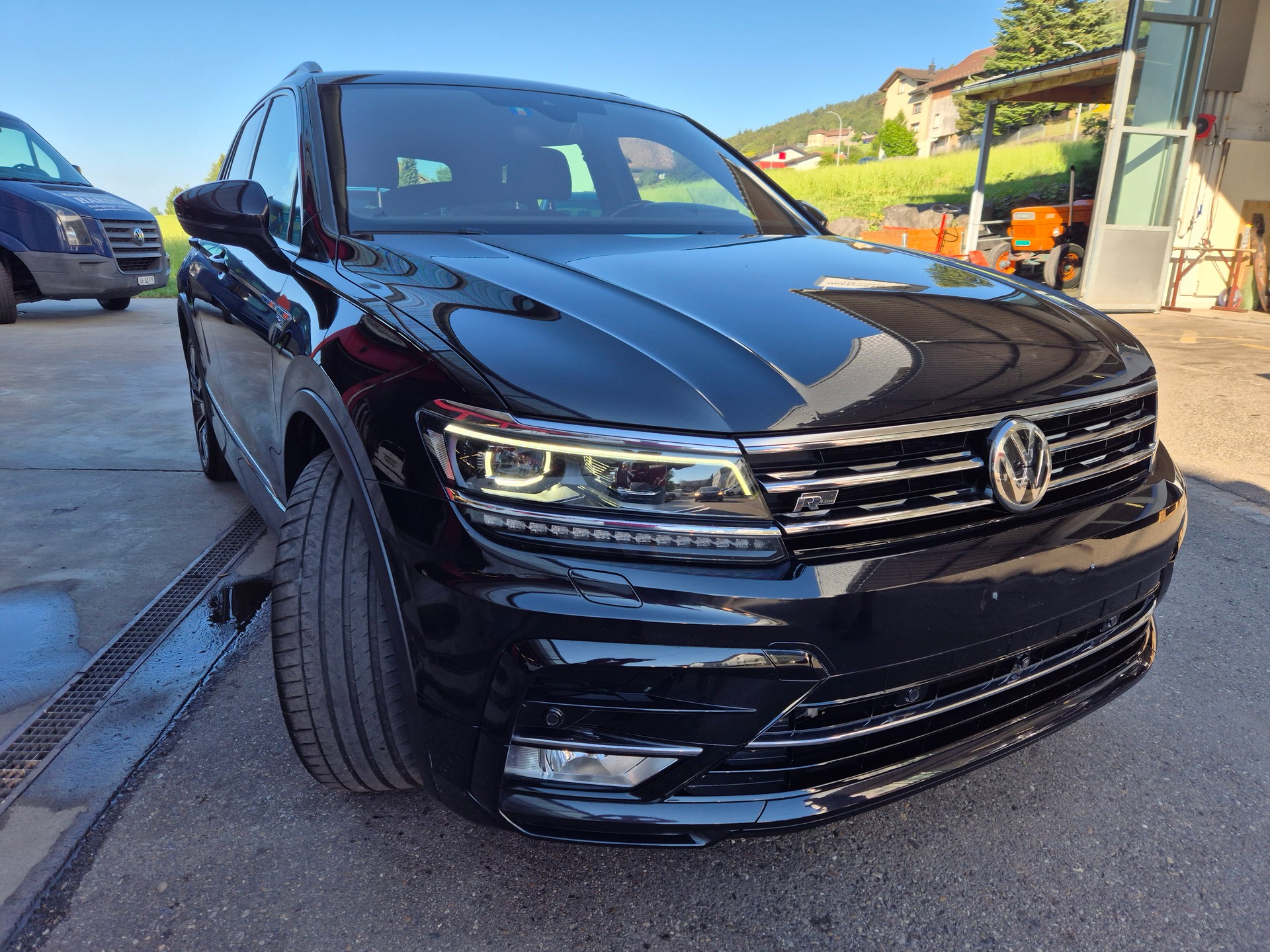 VW Tiguan 2.0TSI Highline 4Motion DSG-image-1
