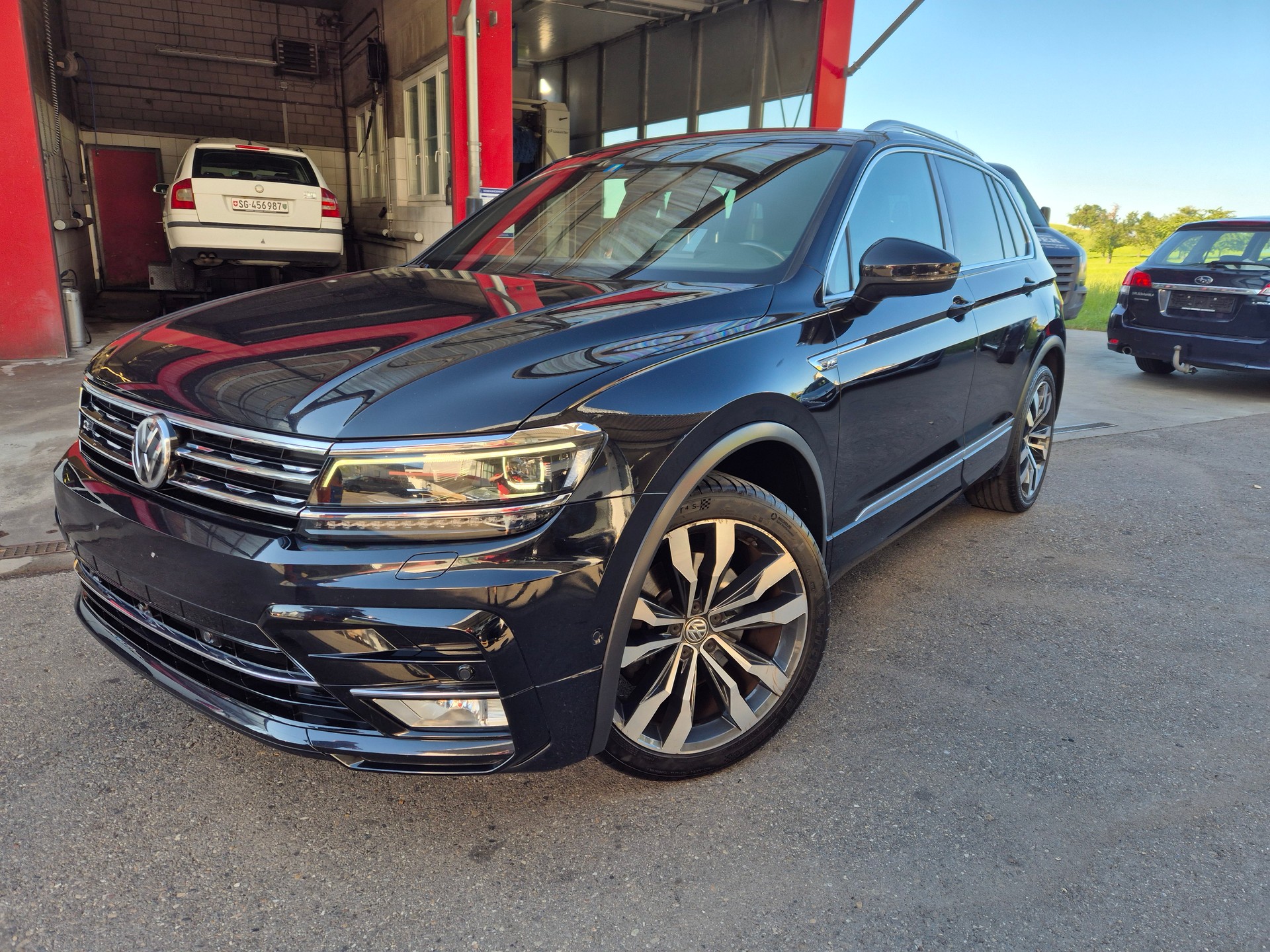VW Tiguan 2.0TSI Highline 4Motion DSG-image-0