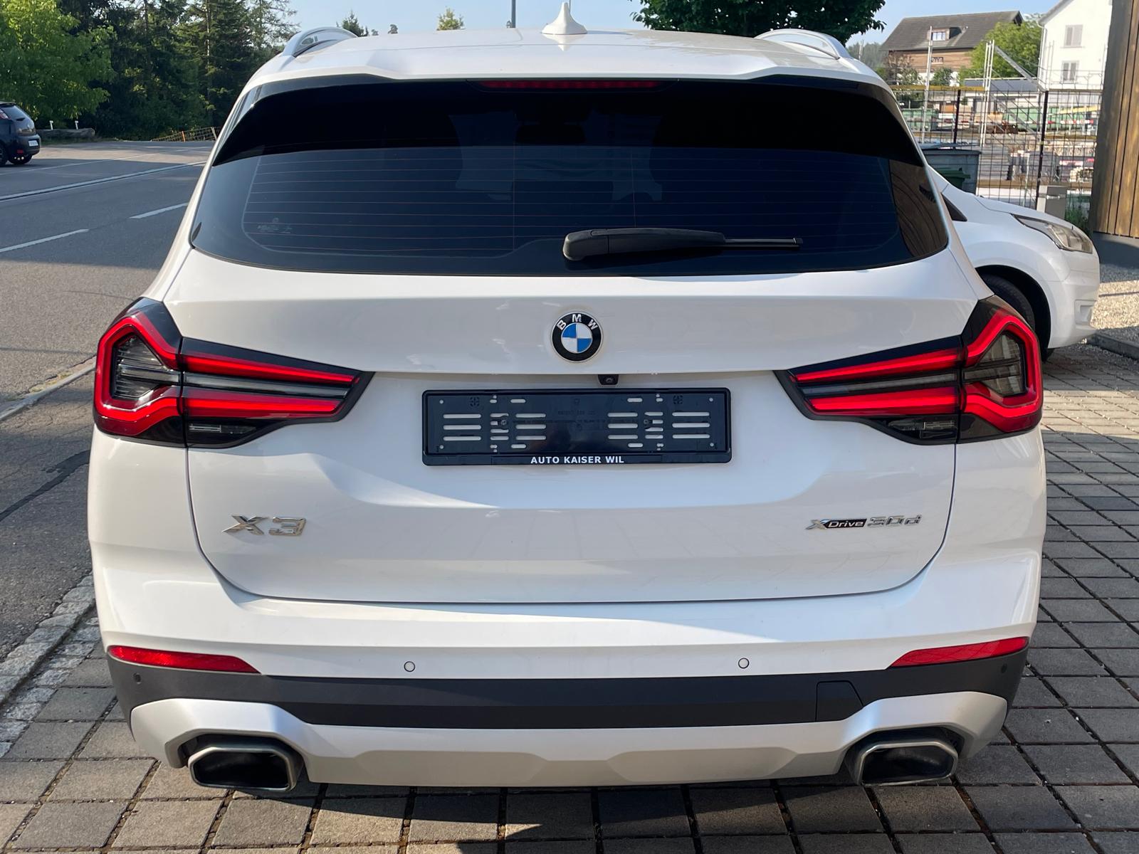 BMW X3 xDrive 48V 30d Luxury Line Steptronic-image-8