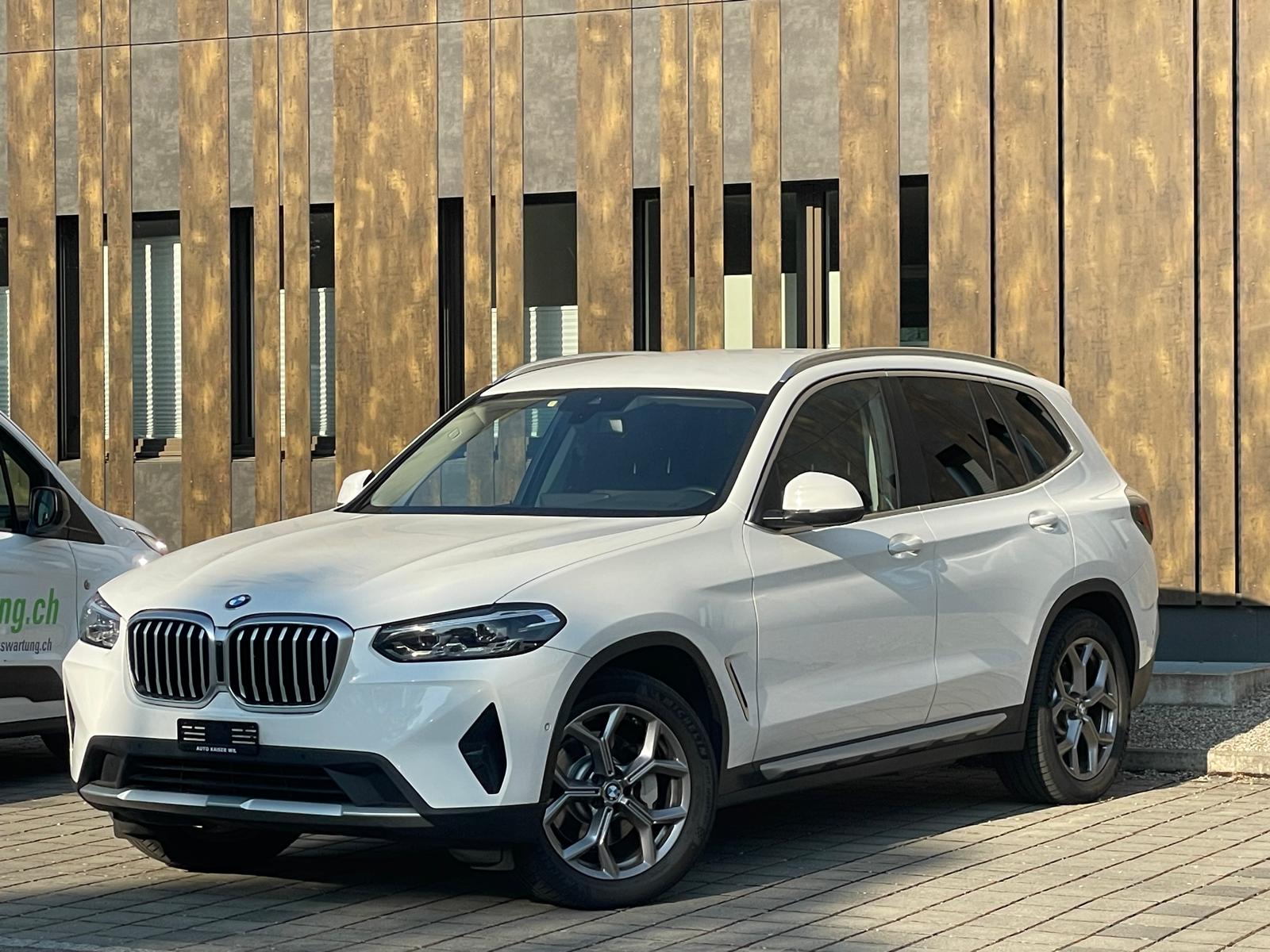 BMW X3 xDrive 48V 30d Luxury Line Steptronic-image-2