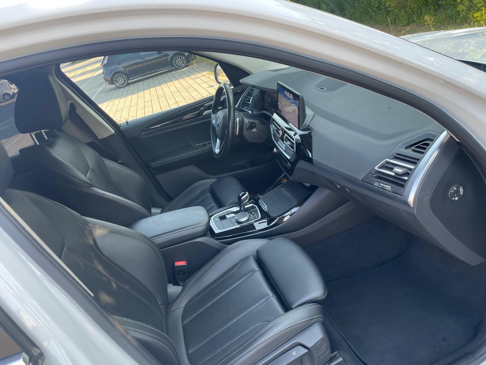 BMW X3 xDrive 48V 30d Luxury Line Steptronic-image-24