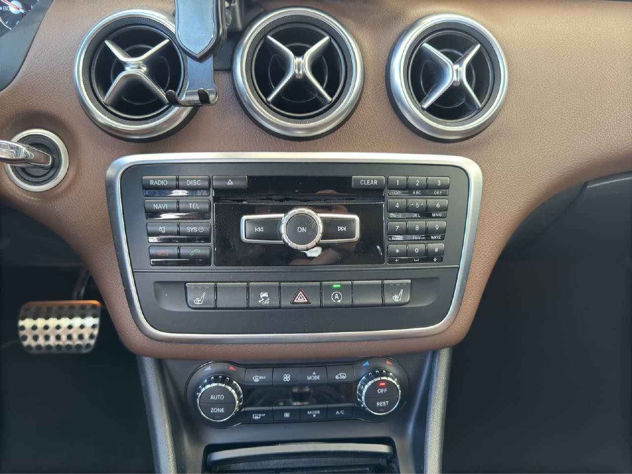 MERCEDES-BENZ A-Klasse W176 A 45 AMG 4matic 4x4 360PS-image-13