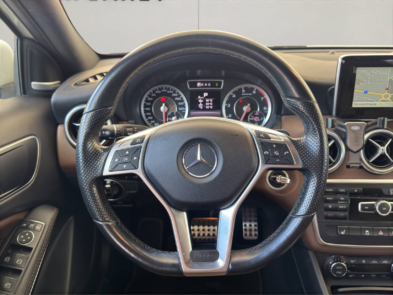 MERCEDES-BENZ A-Klasse W176 A 45 AMG 4matic 4x4 360PS-image-14