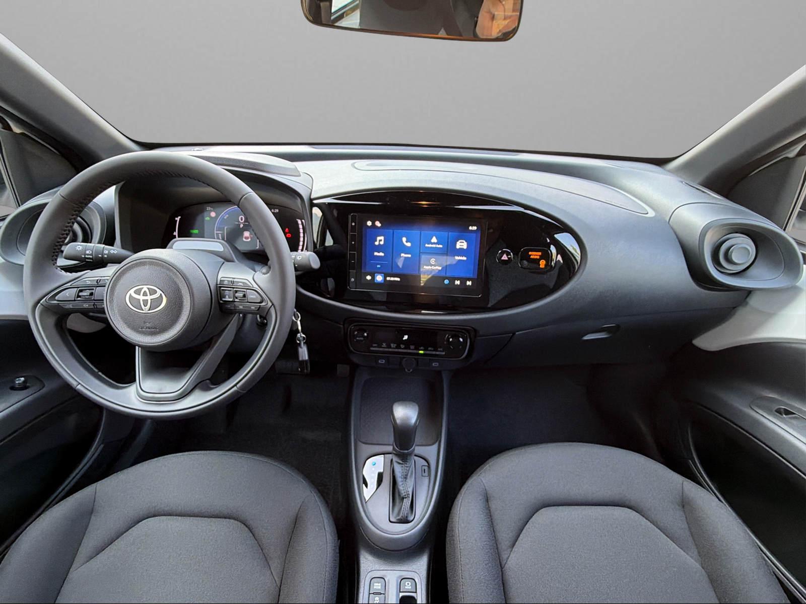 TOYOTA Aygo X 1.5 VVT-i HSD Comfort-image-5