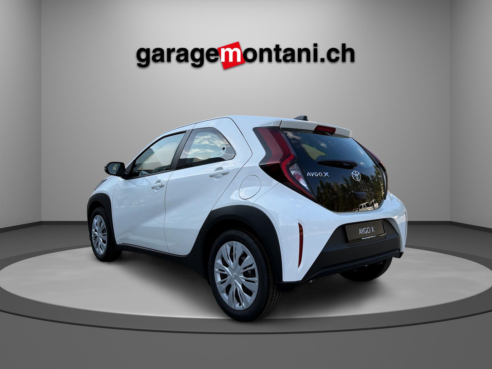 TOYOTA Aygo X 1.5 VVT-i HSD Comfort-image-3
