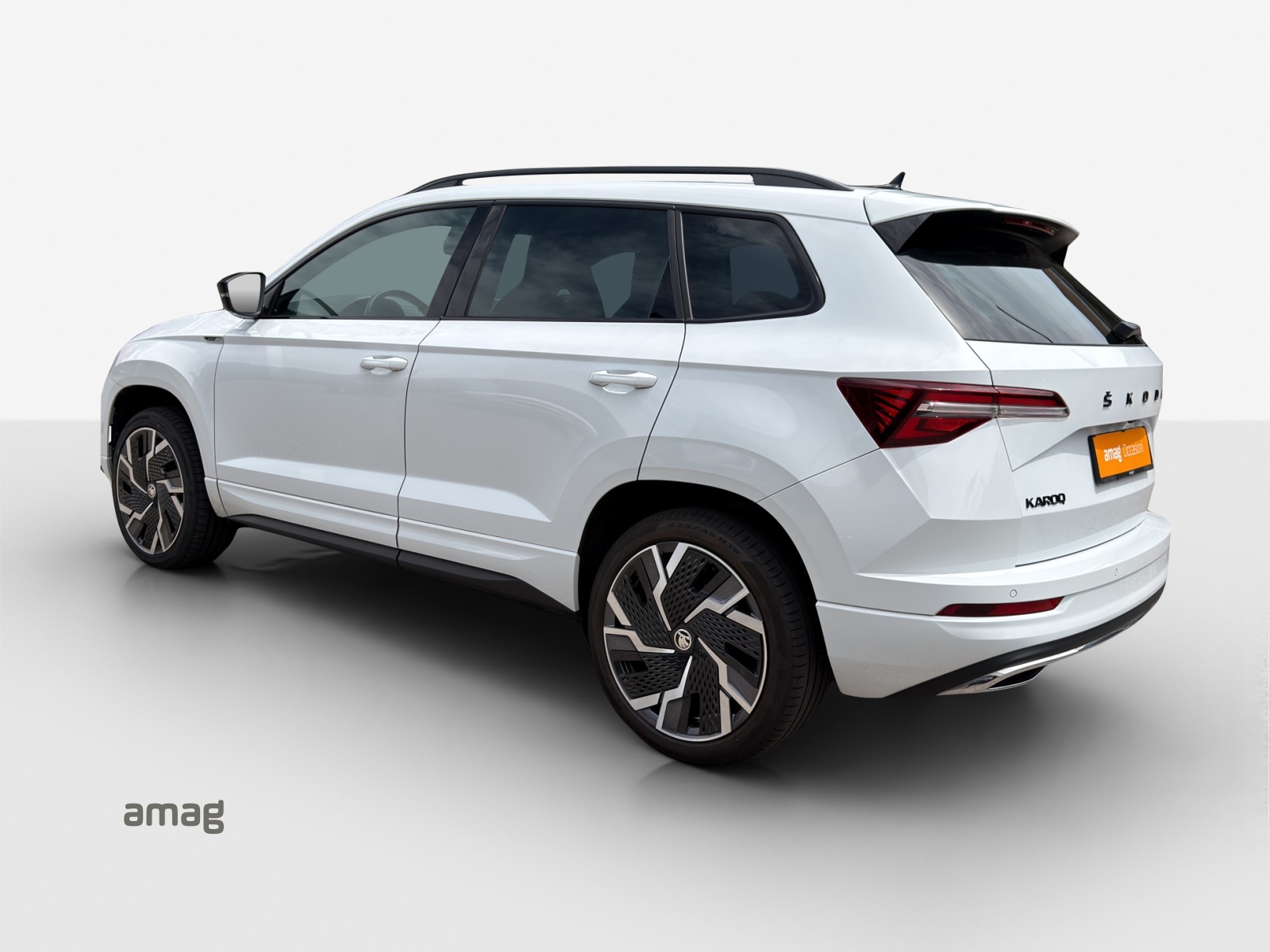 SKODA Karoq 2.0 TDI CR Sport Line 4x4 DSG-image-2