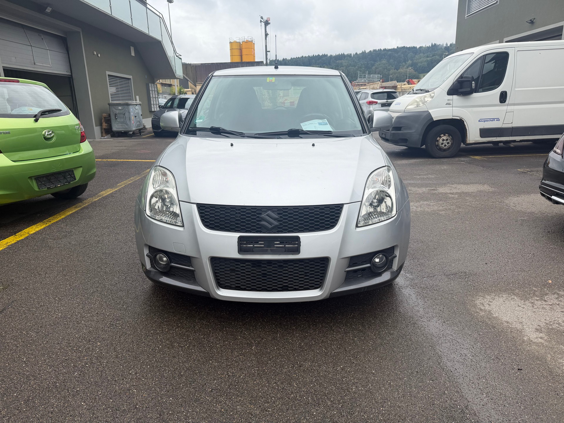SUZUKI Swift 1.6i 16V Sport-image-2